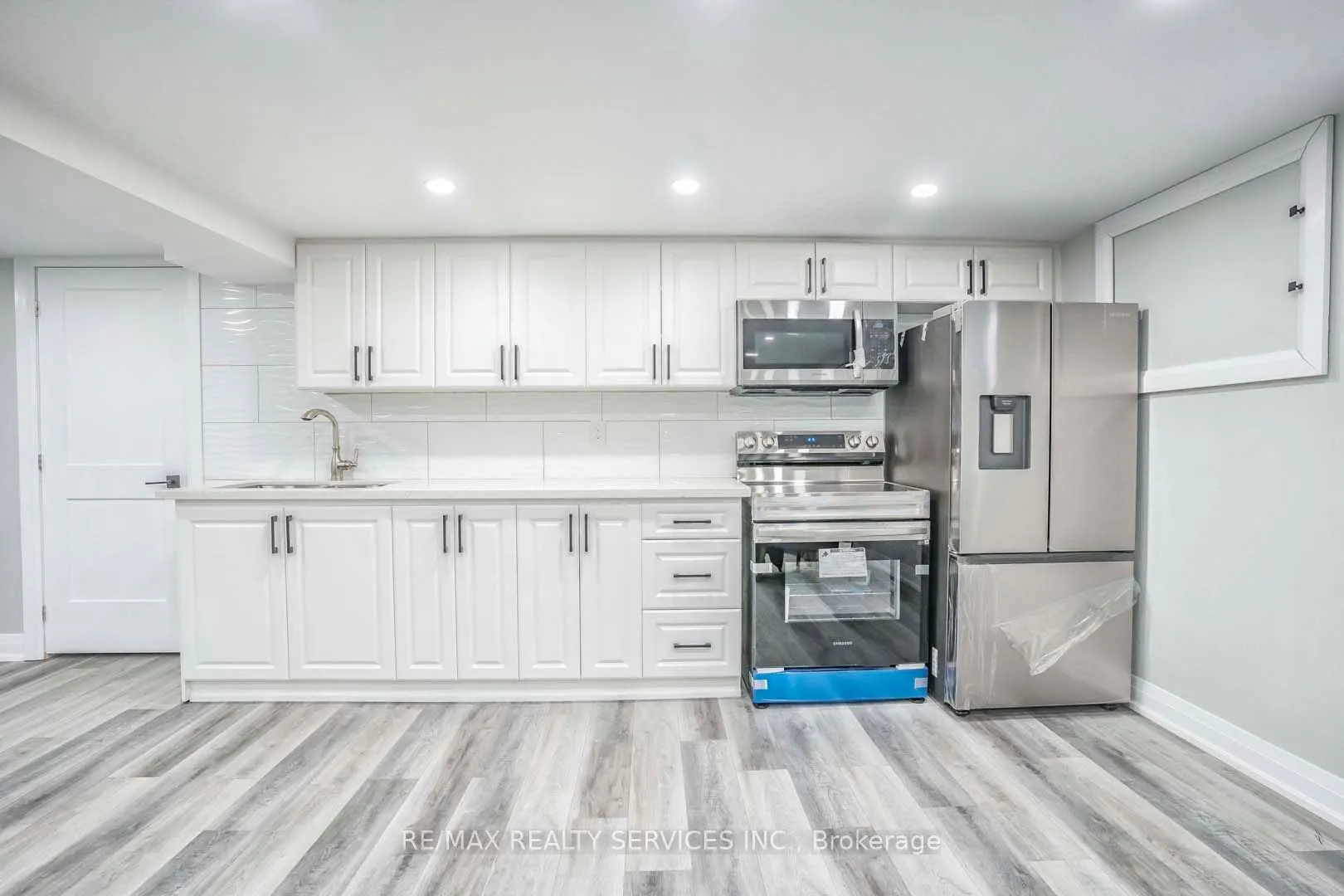 28 Prince Charles Drive