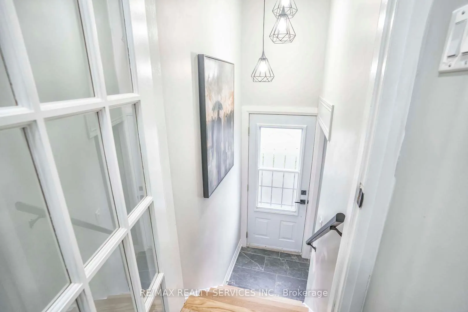 28 Prince Charles Drive
