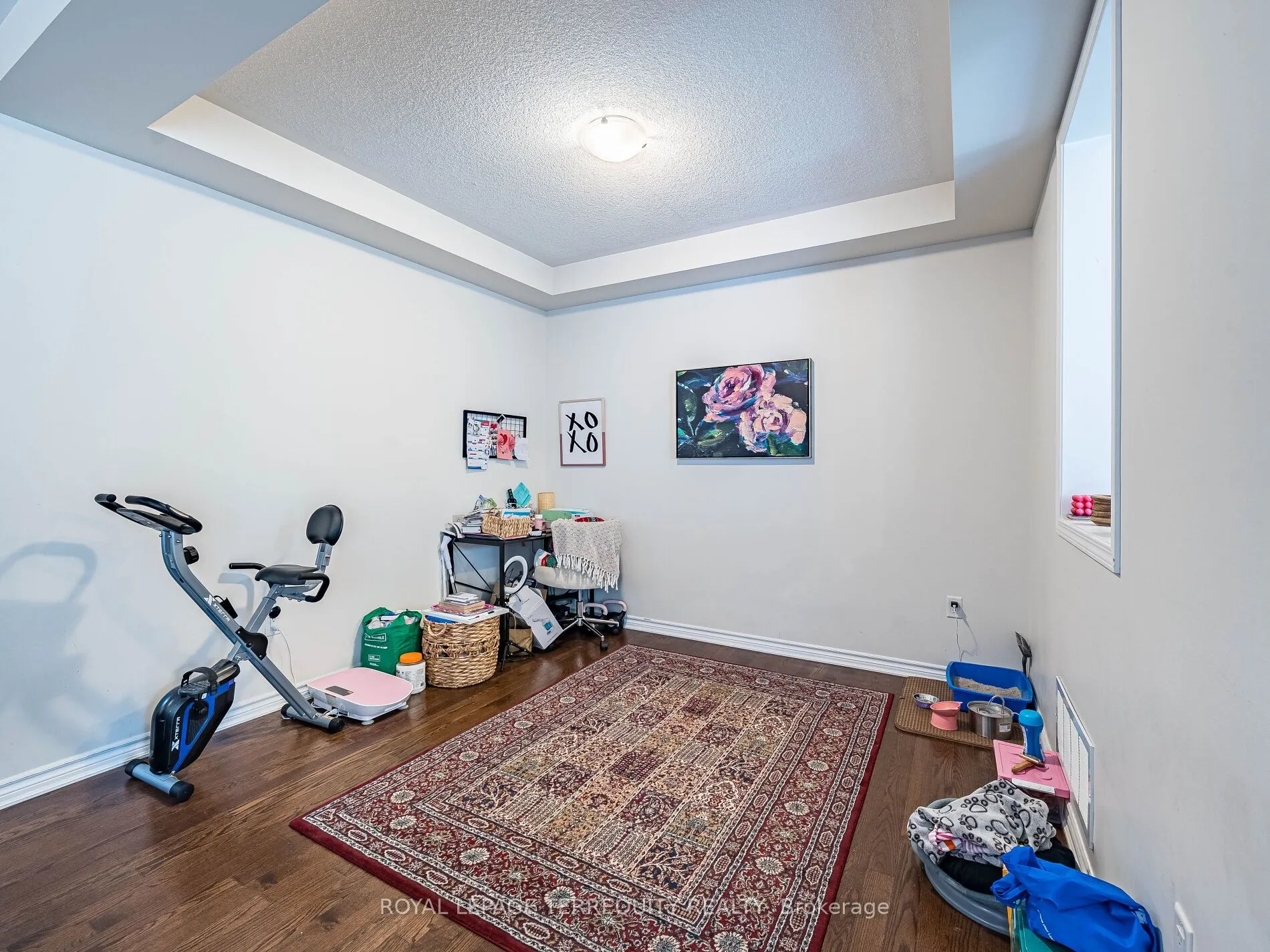 903 Penson Crescent