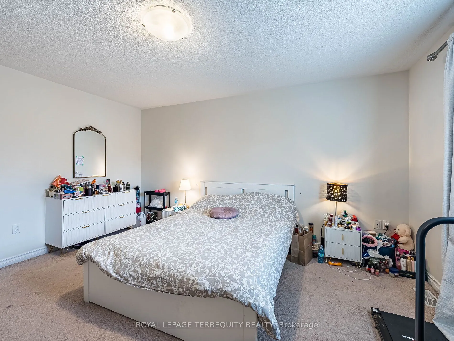 903 Penson Crescent