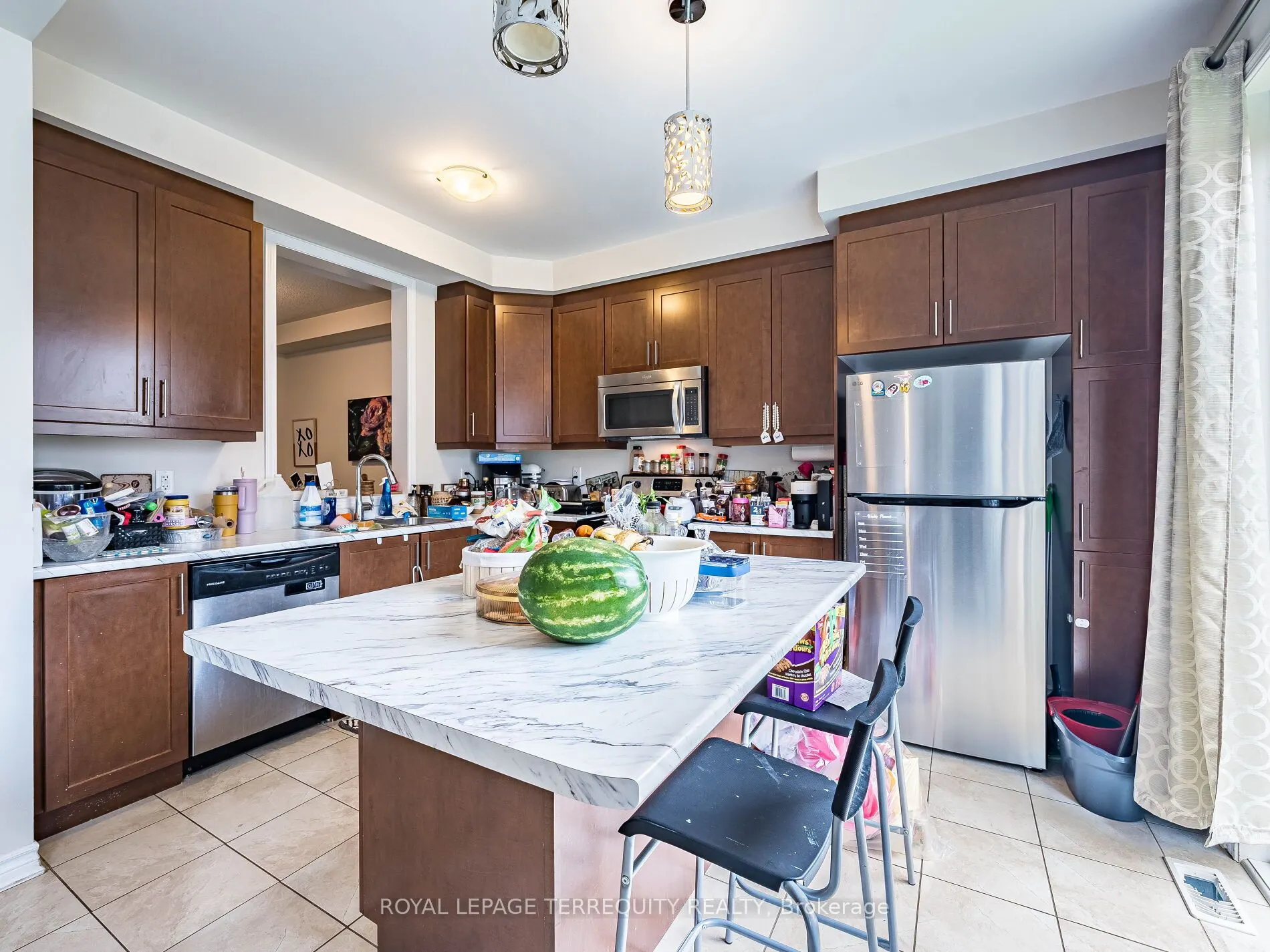 903 Penson Crescent