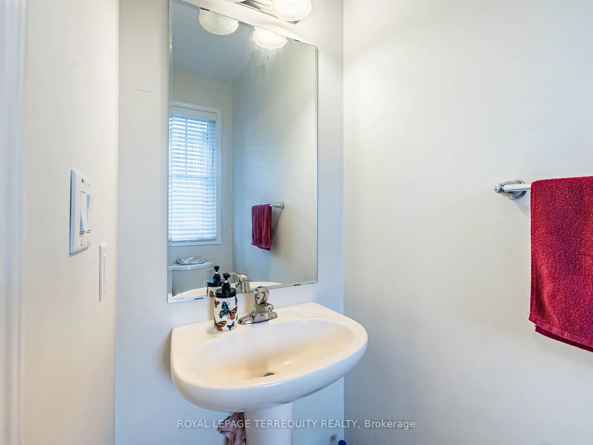 903 Penson Crescent