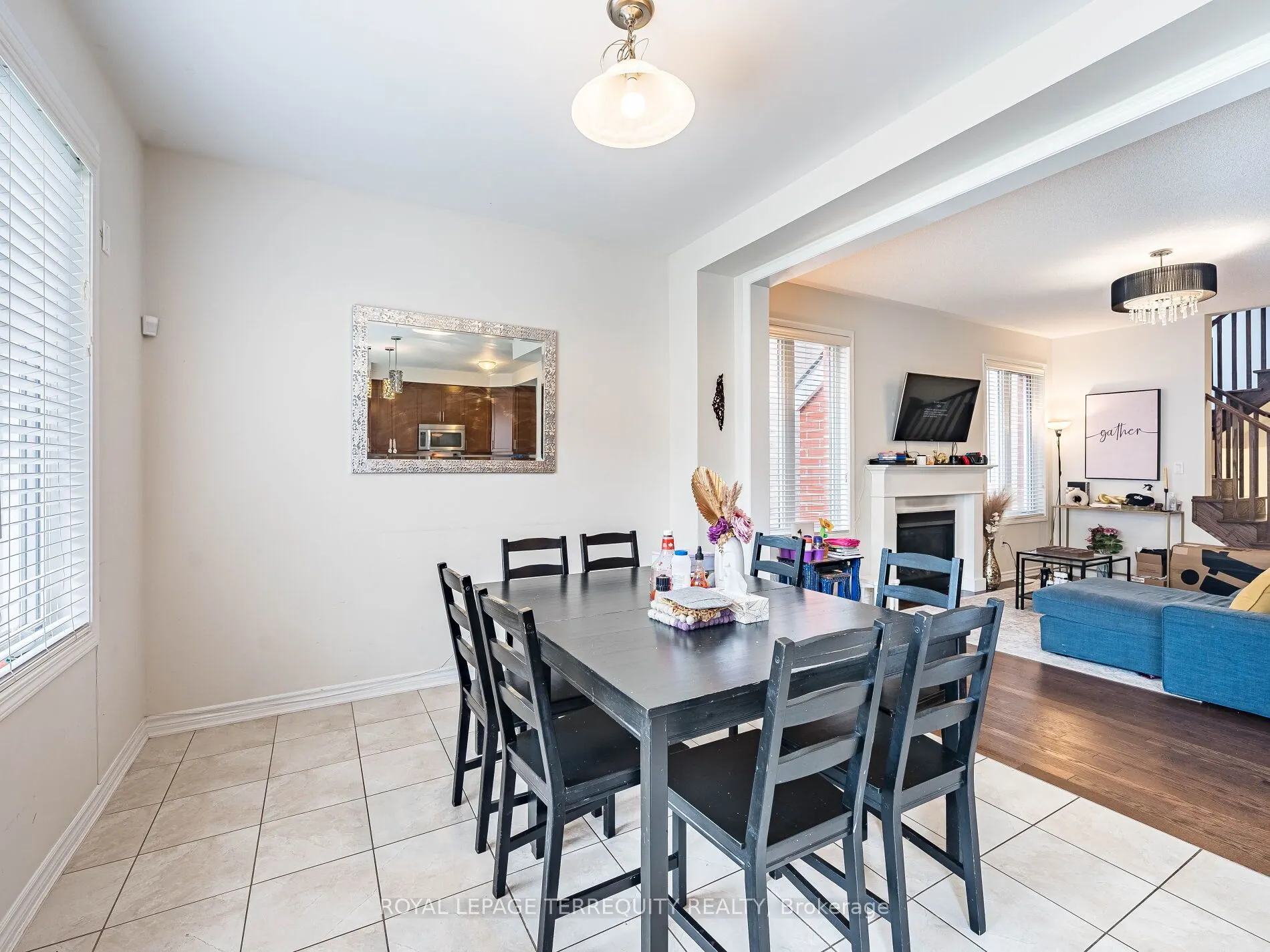 903 Penson Crescent