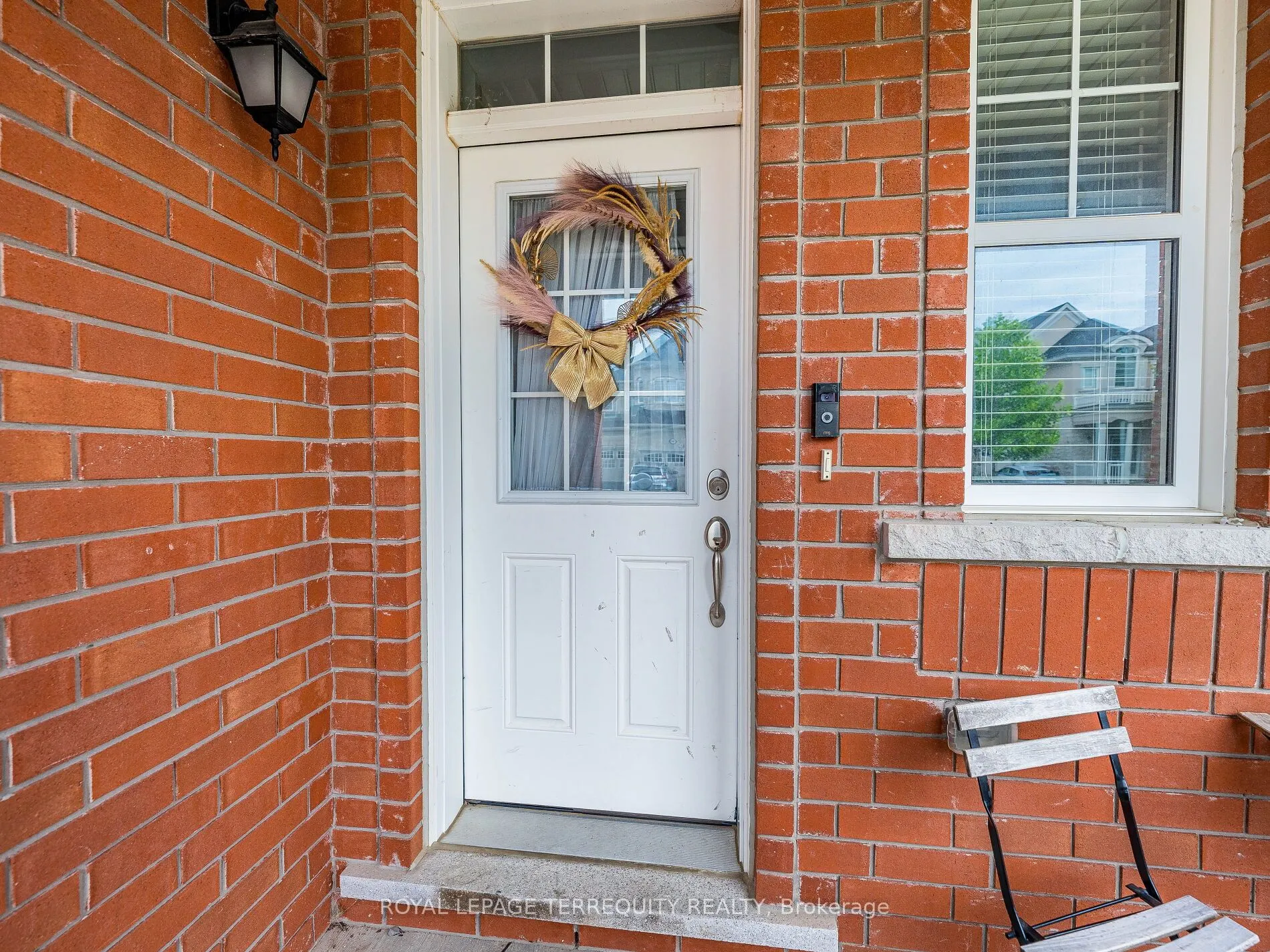 903 Penson Crescent