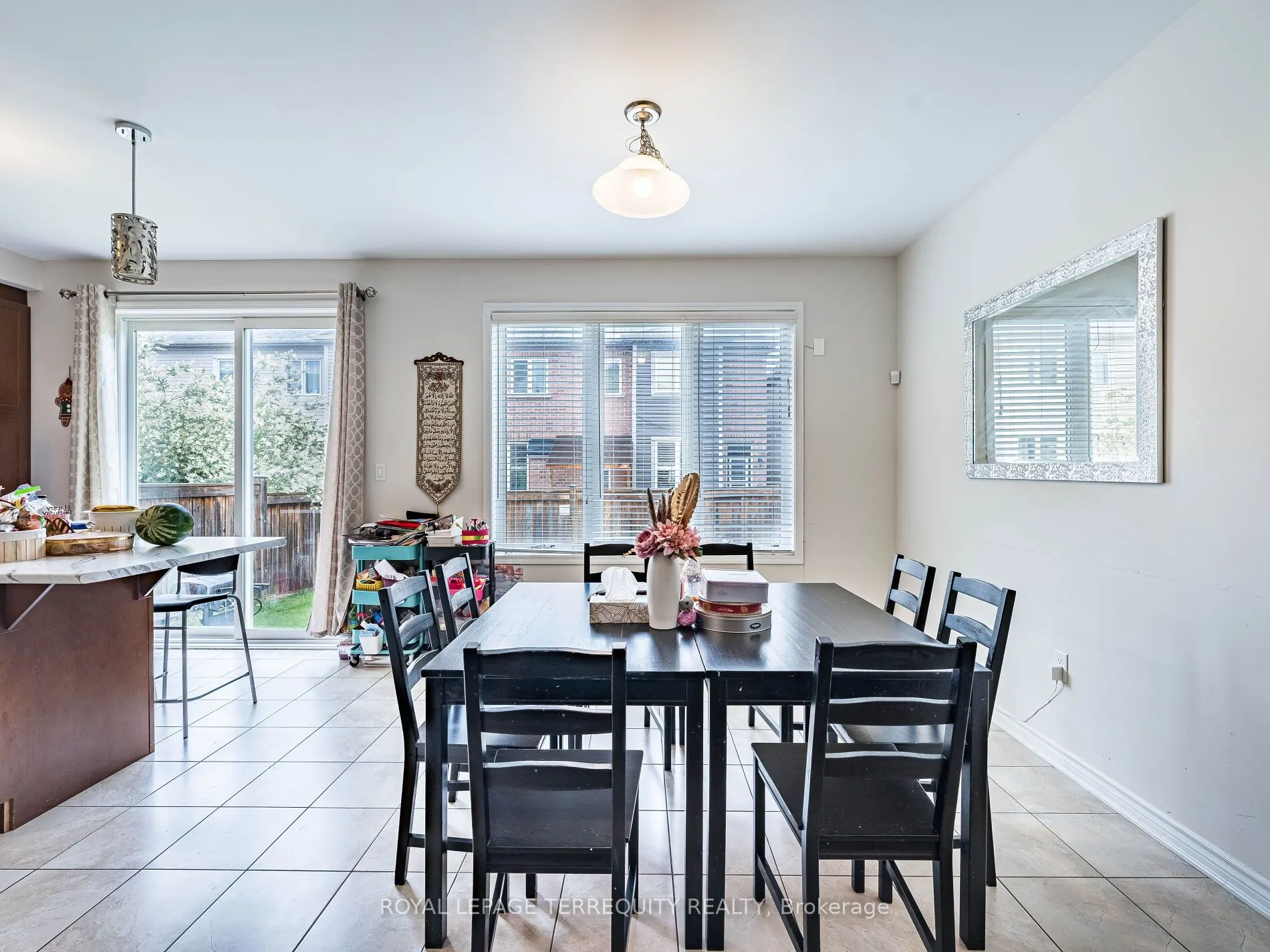 903 Penson Crescent