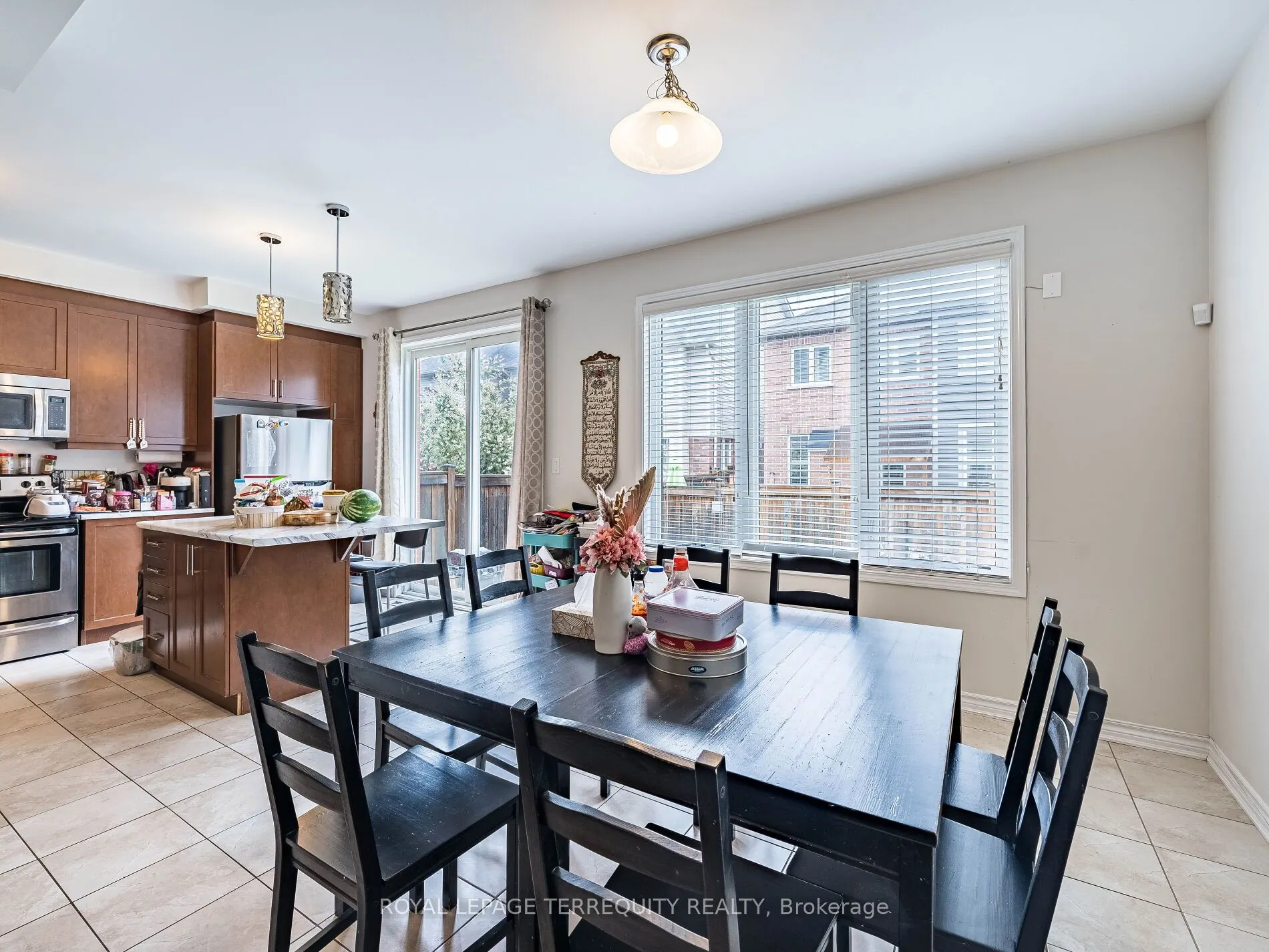 903 Penson Crescent