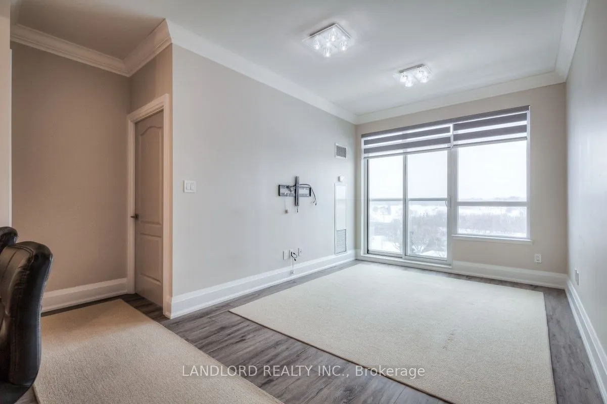 3865 Lake Shore Boulevard W, #707