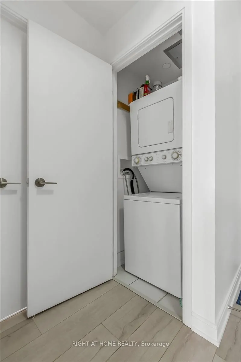 760 The Queensway, #410