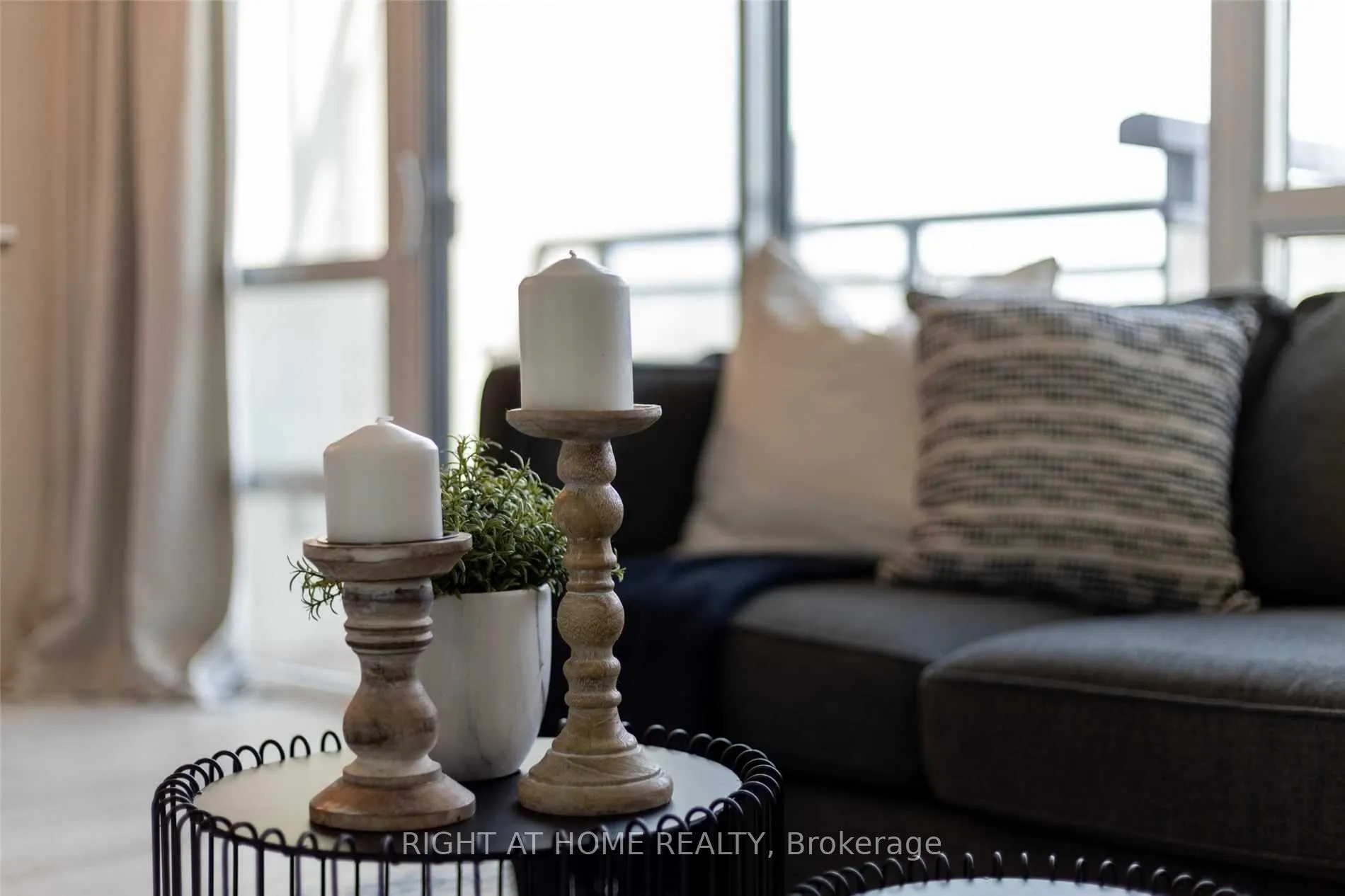 760 The Queensway, #410