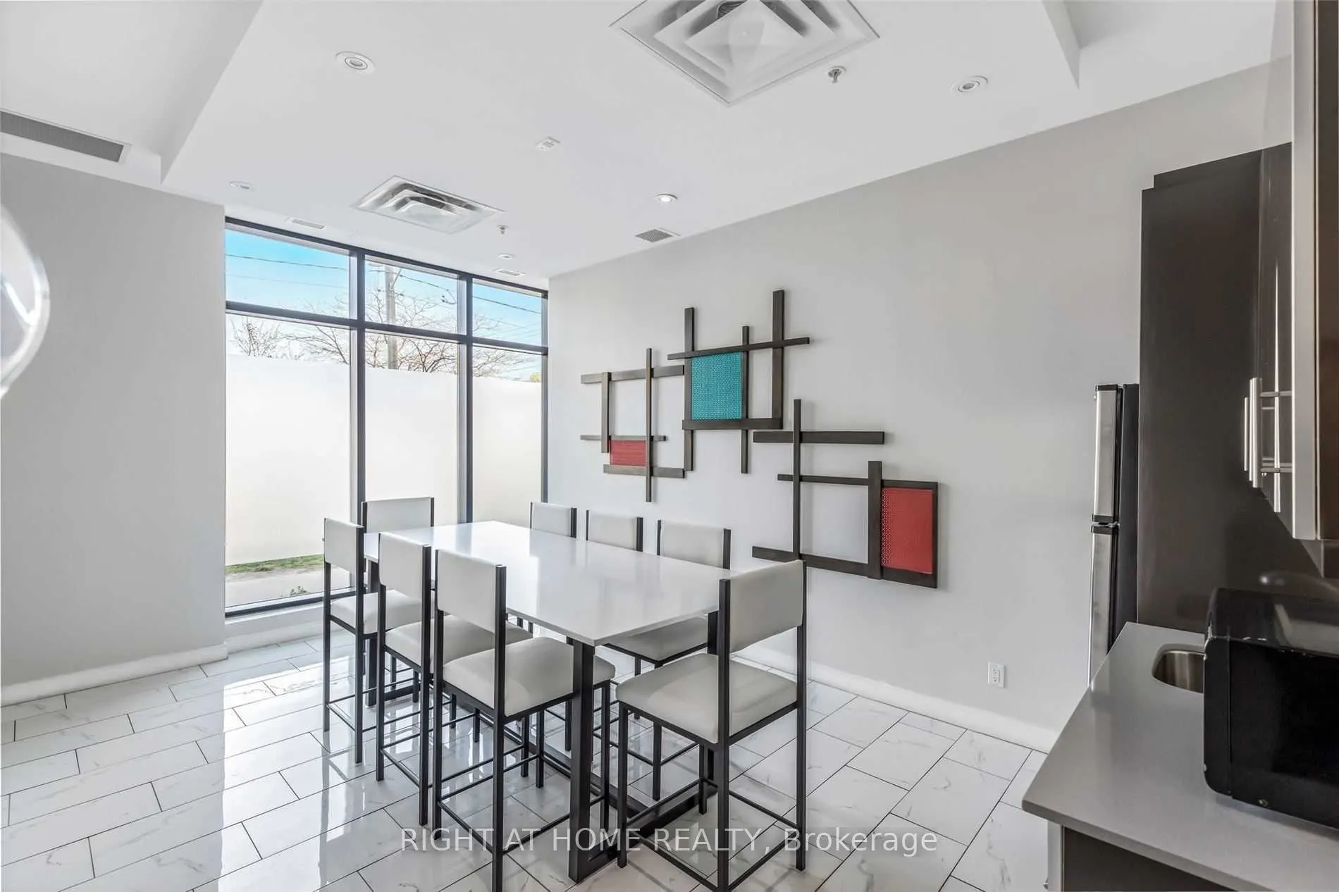 760 The Queensway, #410