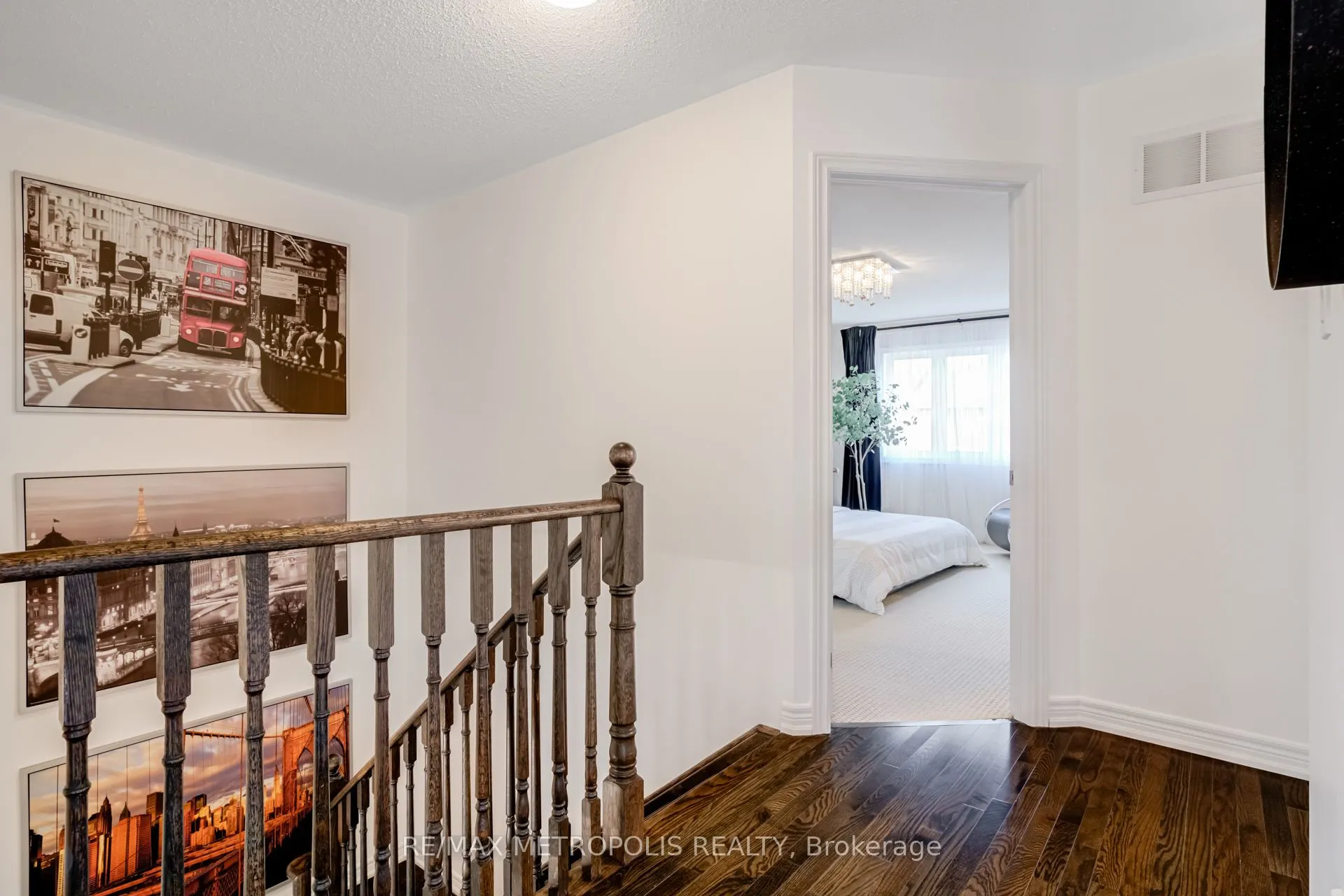 21 Sky Harbour Drive