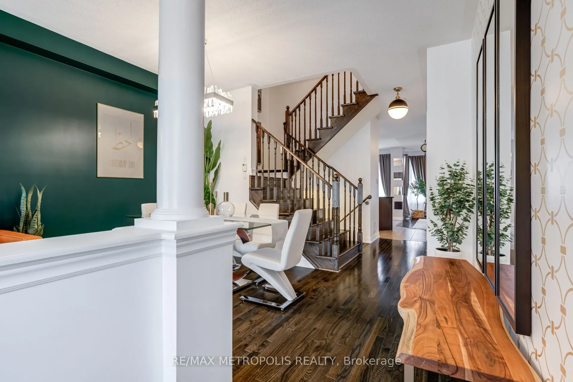21 Sky Harbour Drive