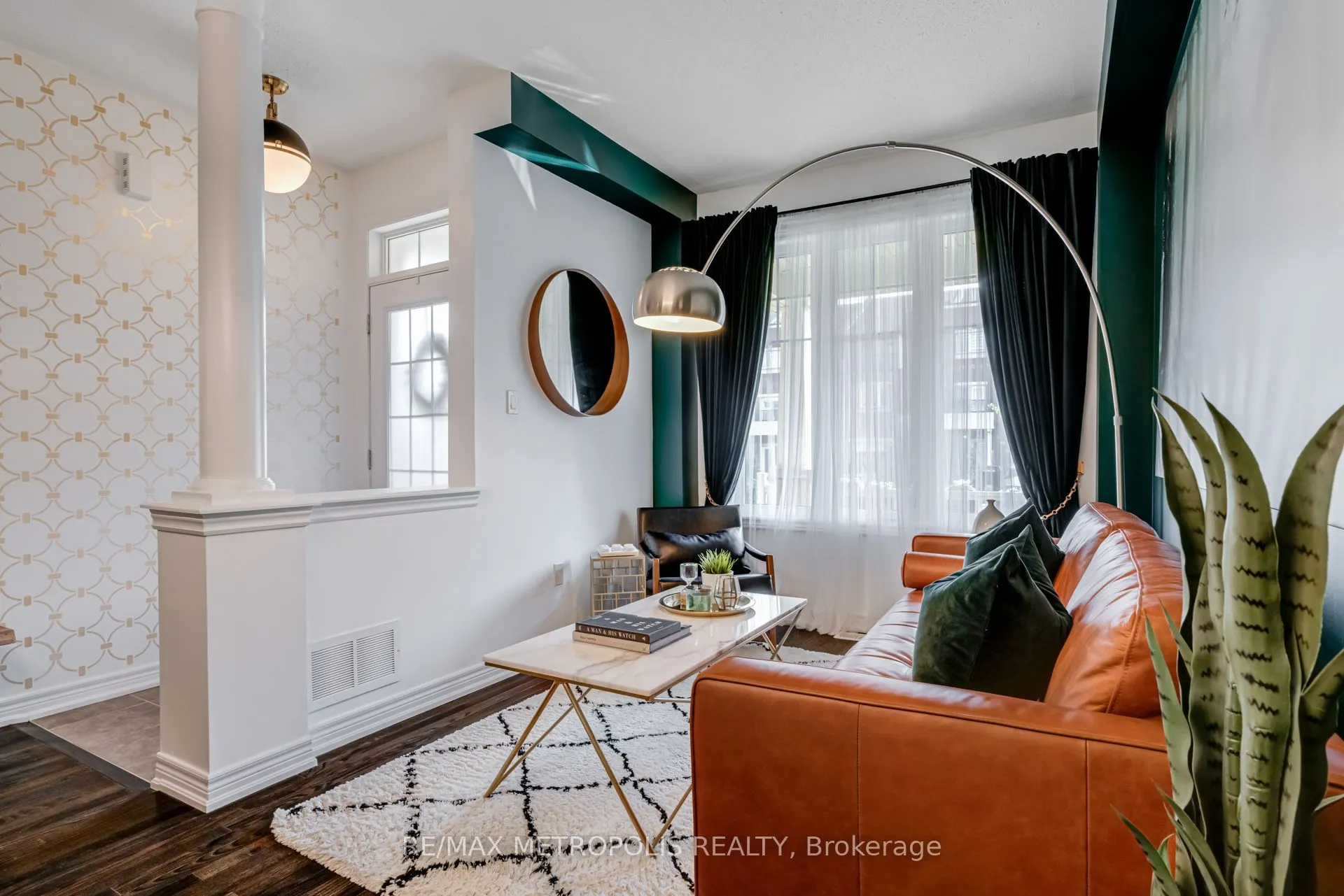 21 Sky Harbour Drive