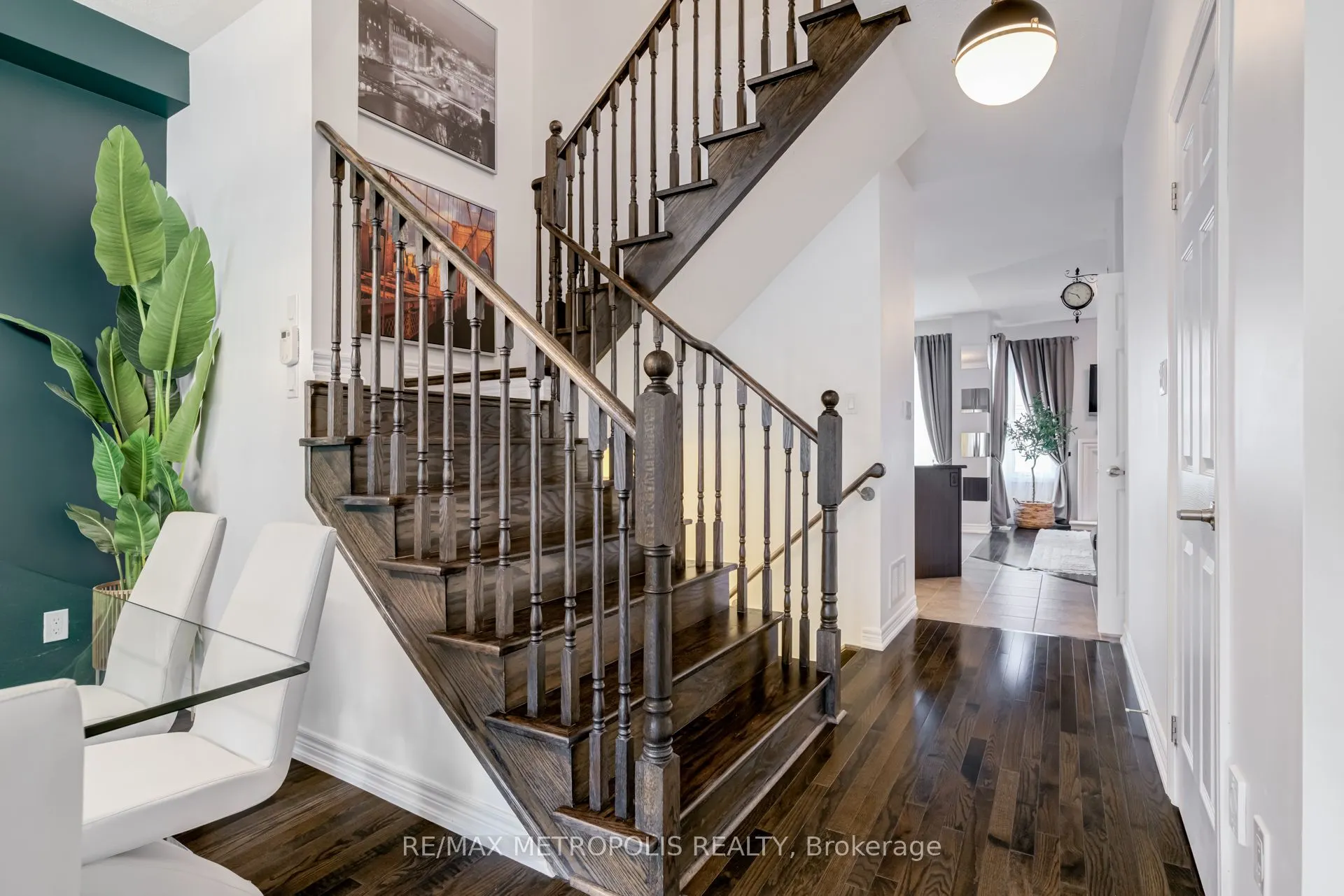 21 Sky Harbour Drive