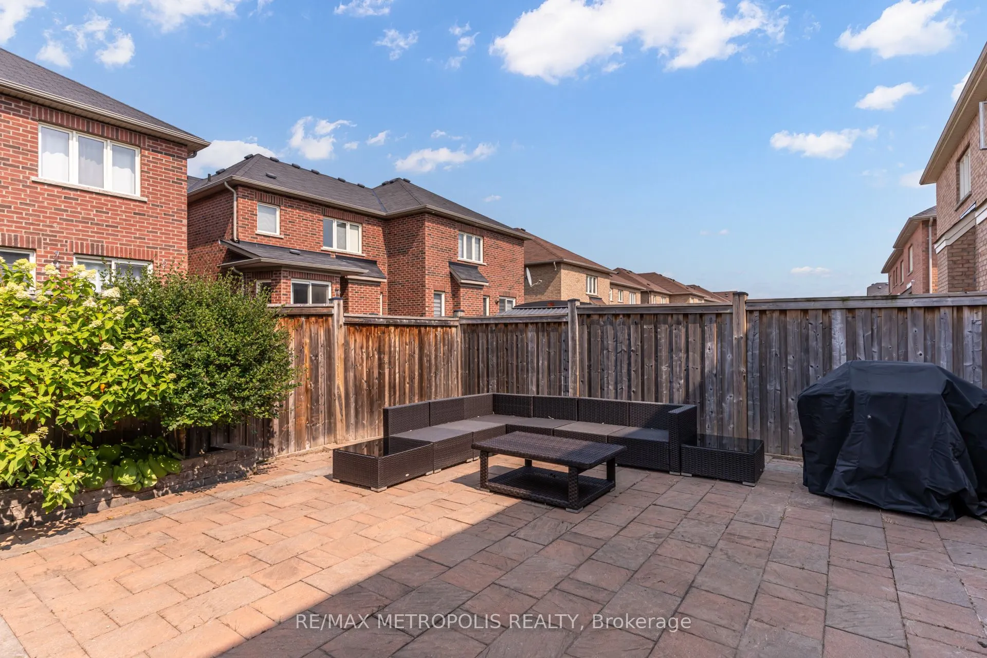 21 Sky Harbour Drive