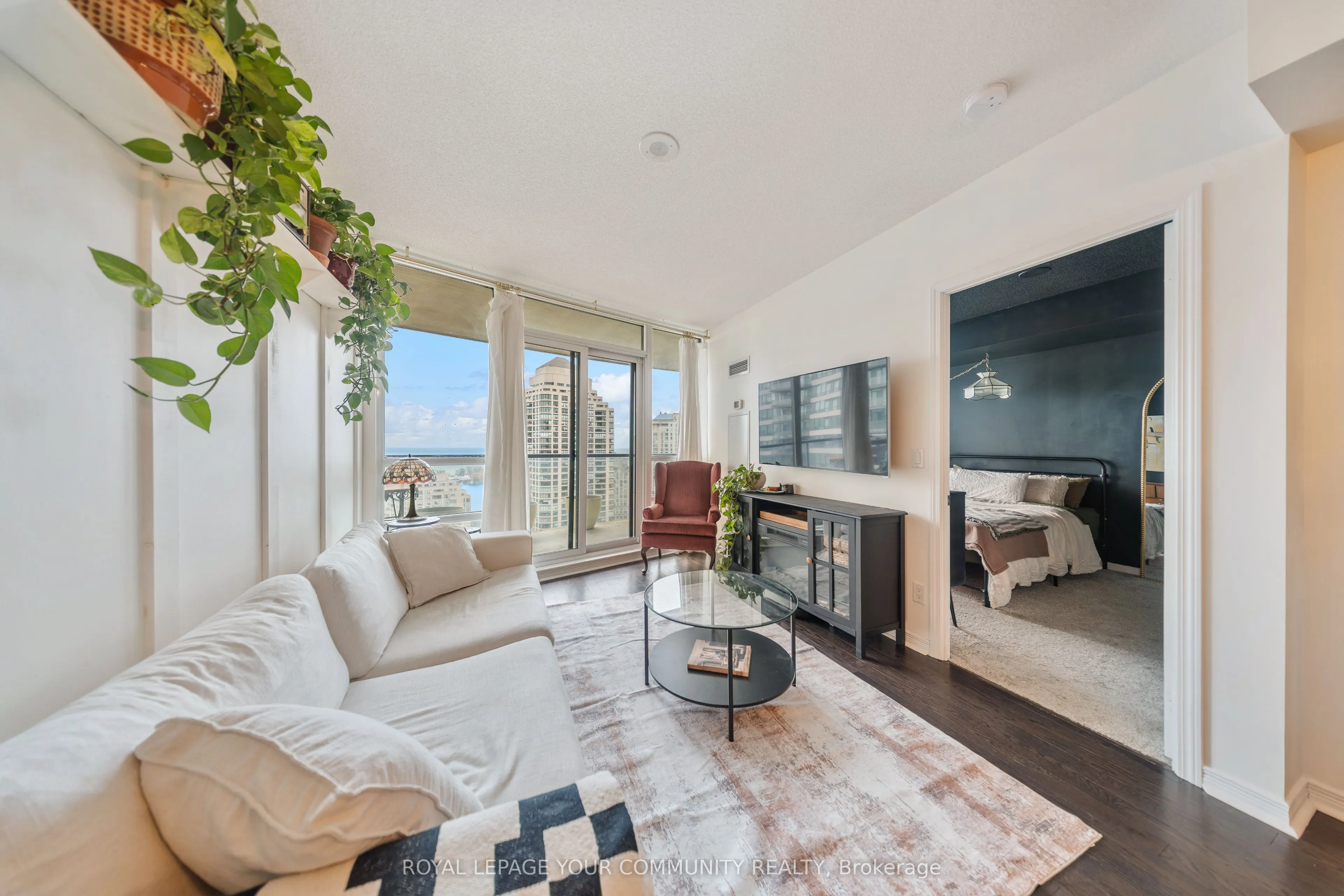 15 Legion Road, #2101