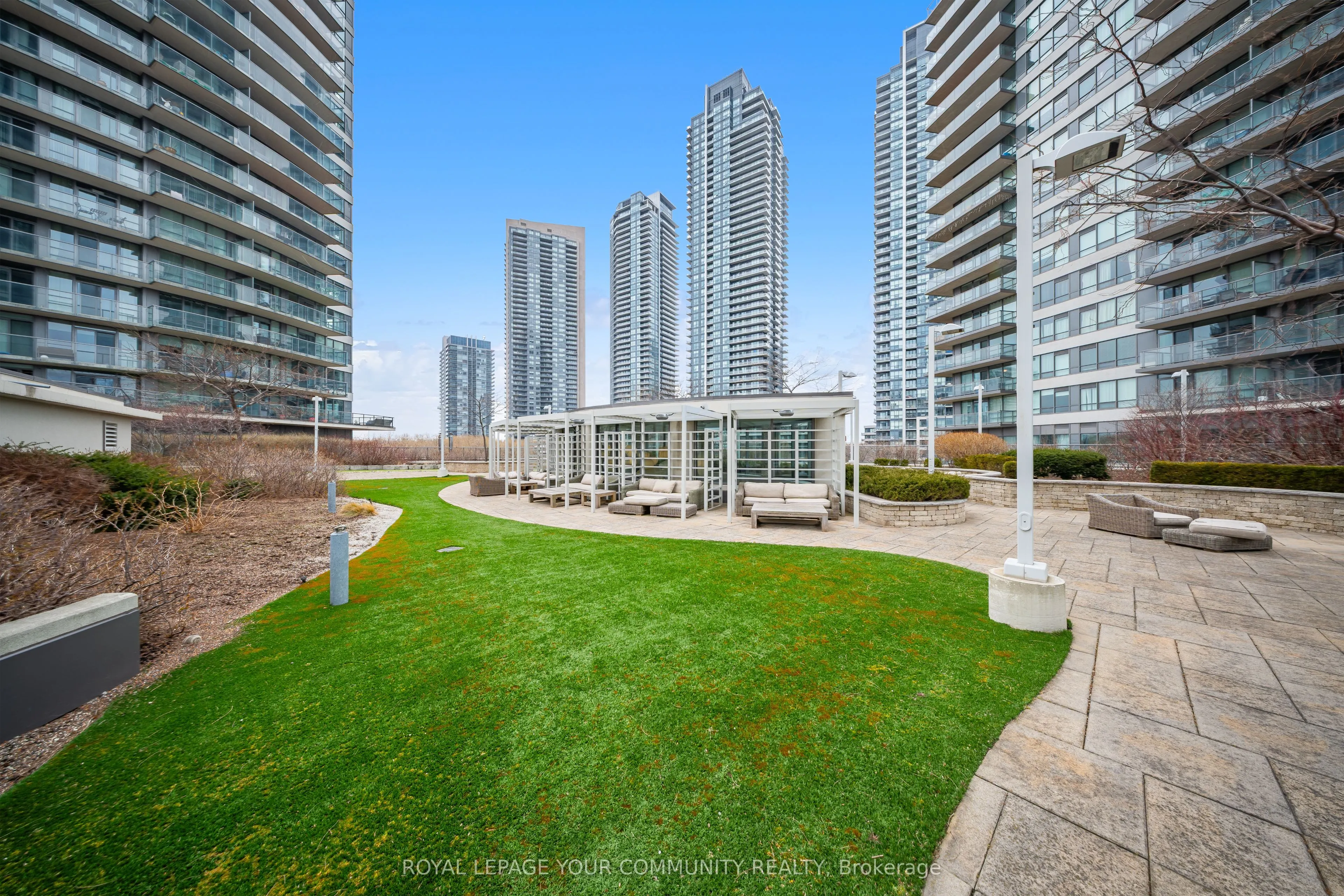 15 Legion Road, #2101