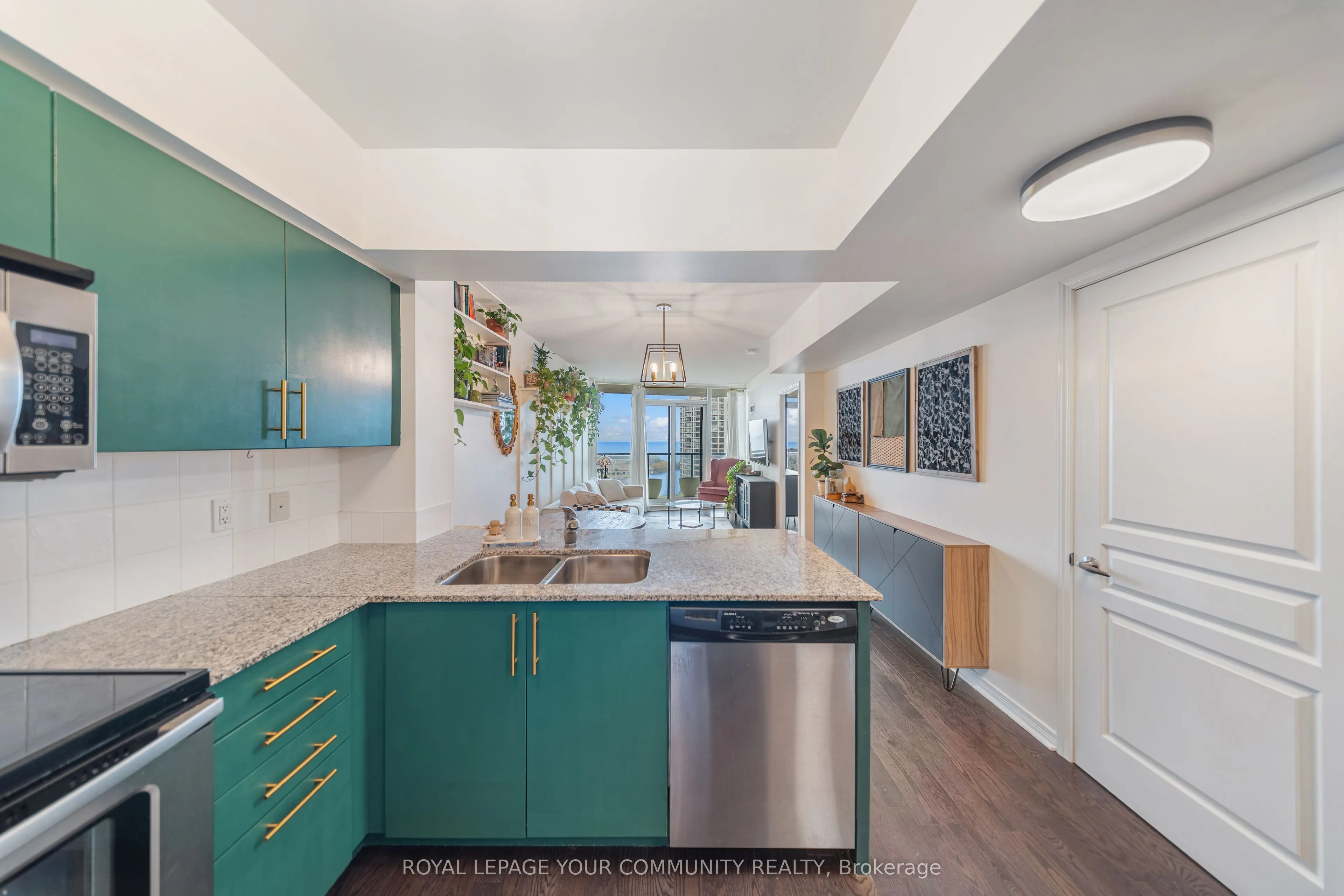15 Legion Road, #2101