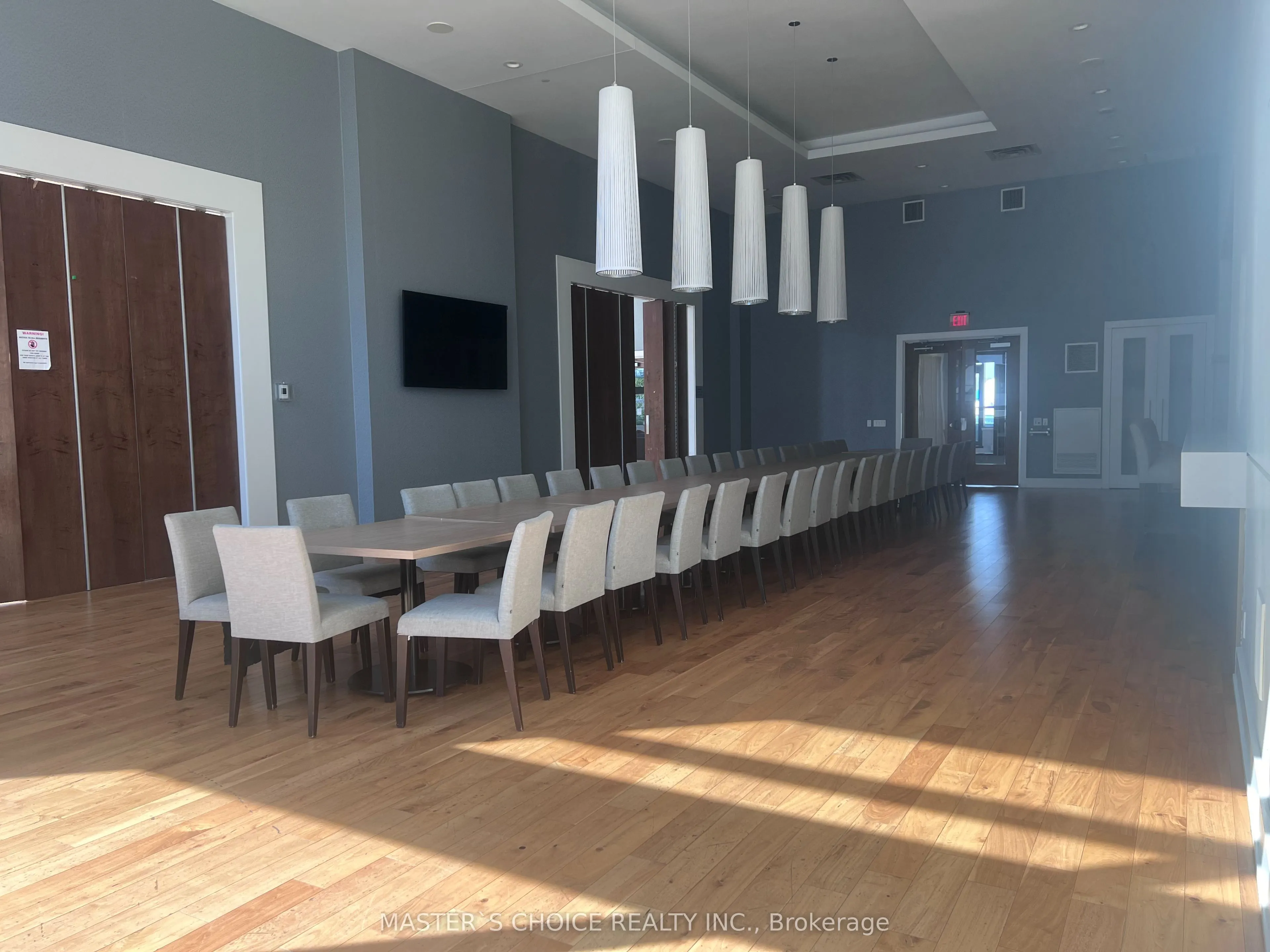 2200 Lakeshore Boulevard W, #2104