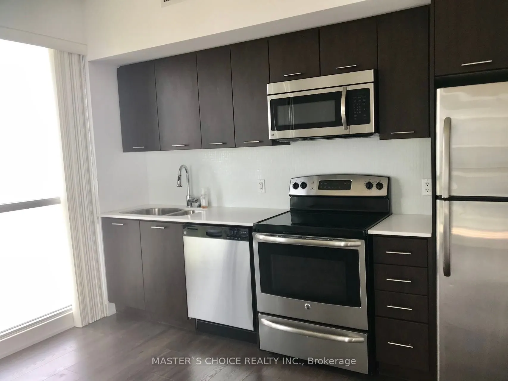 2200 Lakeshore Boulevard W, #2104