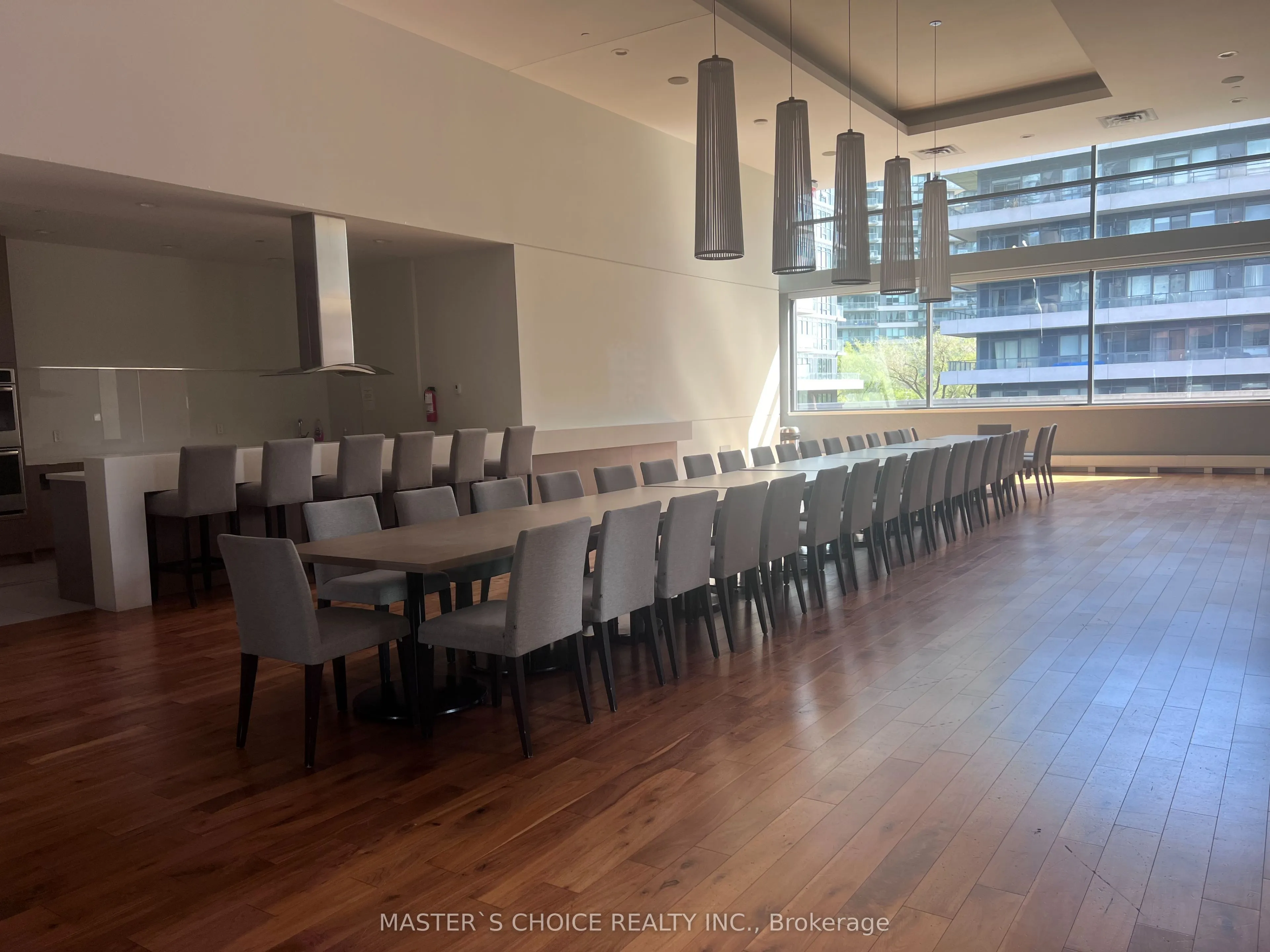 2200 Lakeshore Boulevard W, #2104