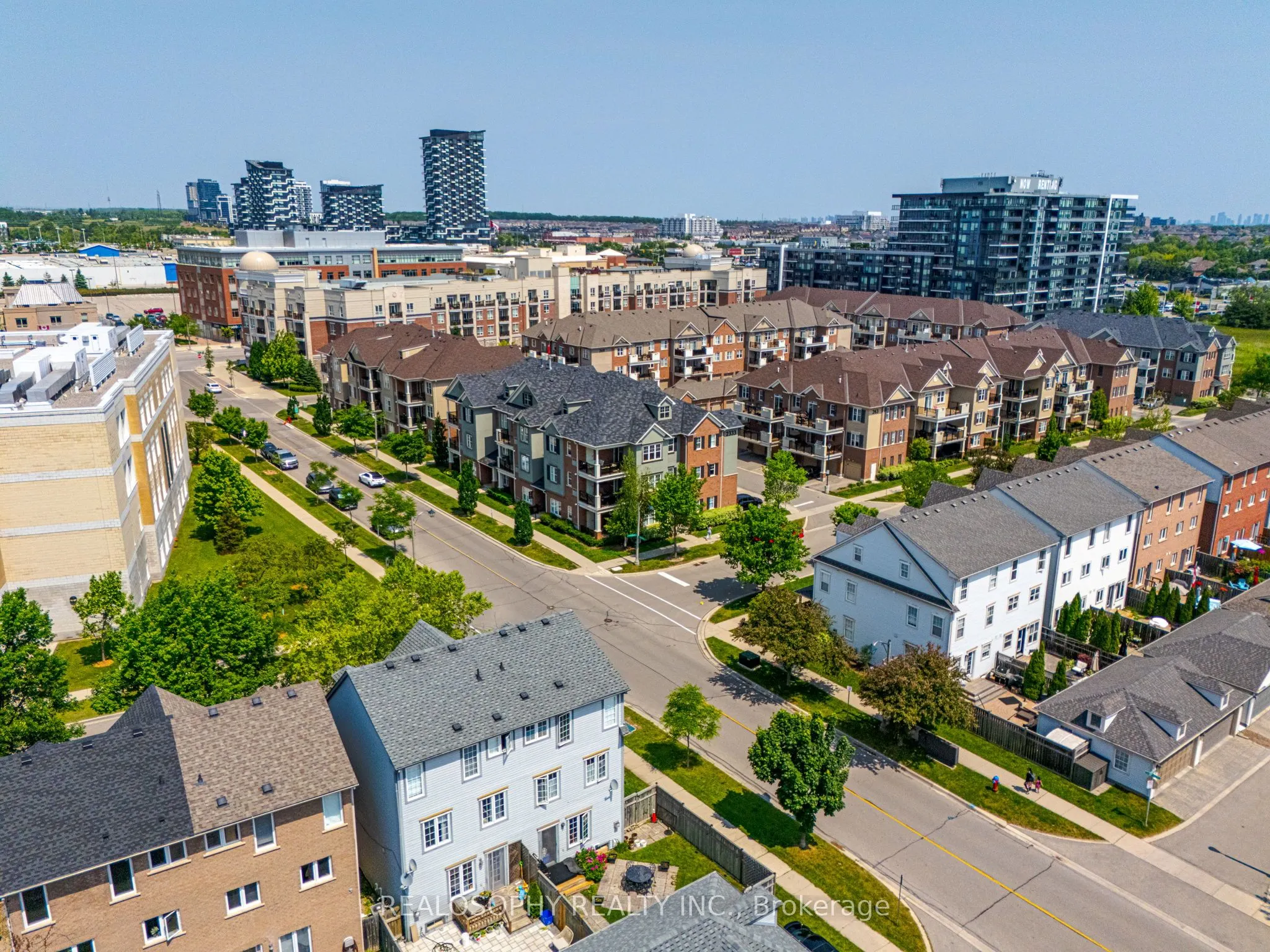 2333 Sawgrass Drive, #304