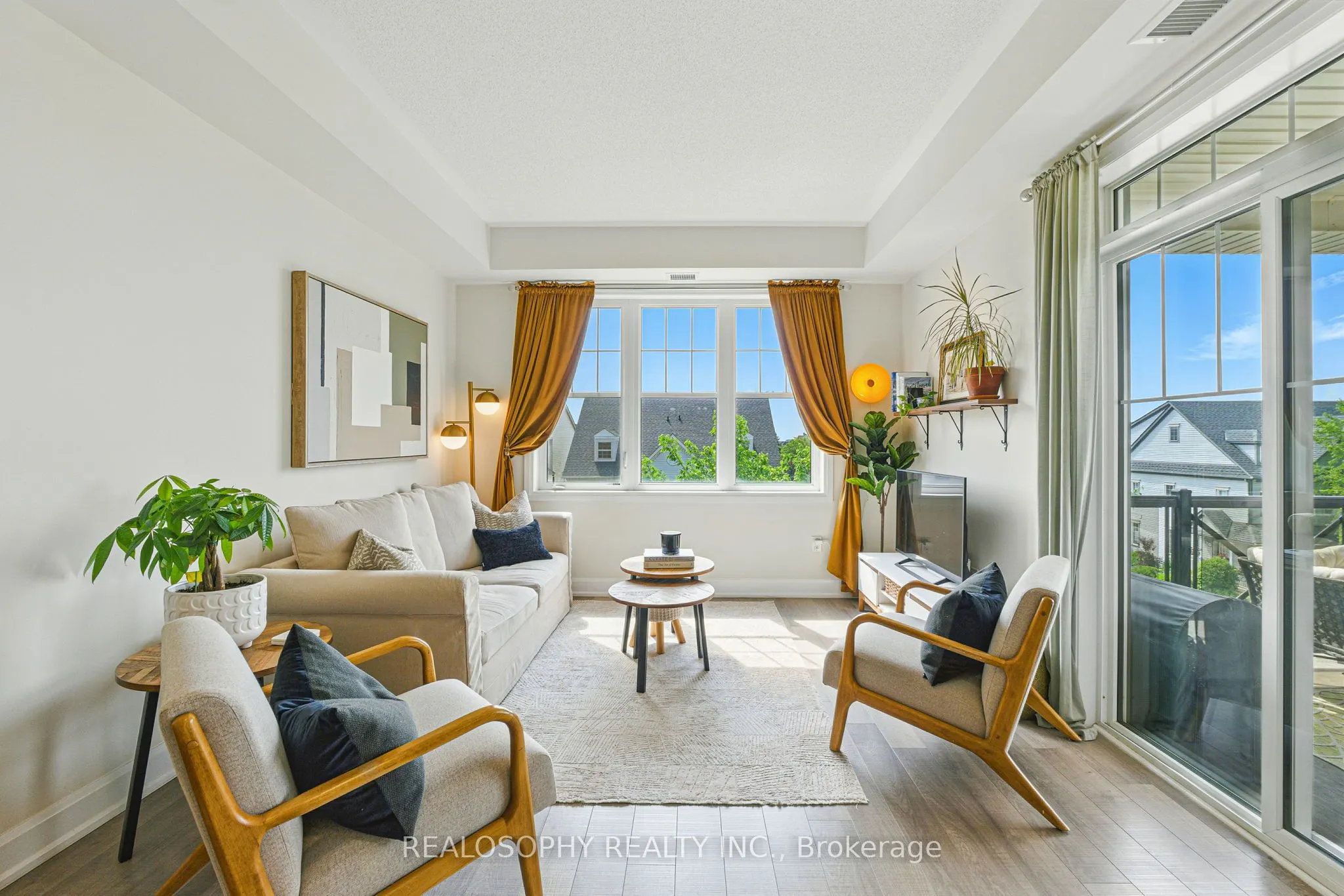 2333 Sawgrass Drive, #304