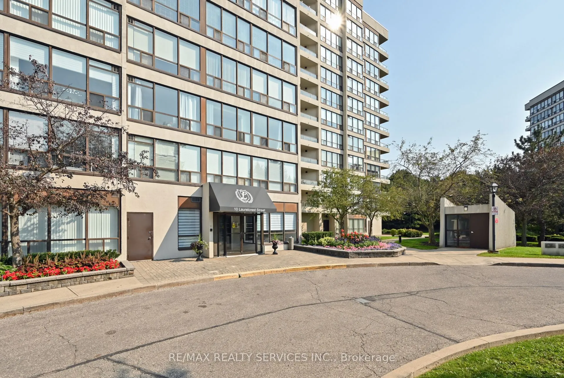 10 Laurelcrest Street, ##1210