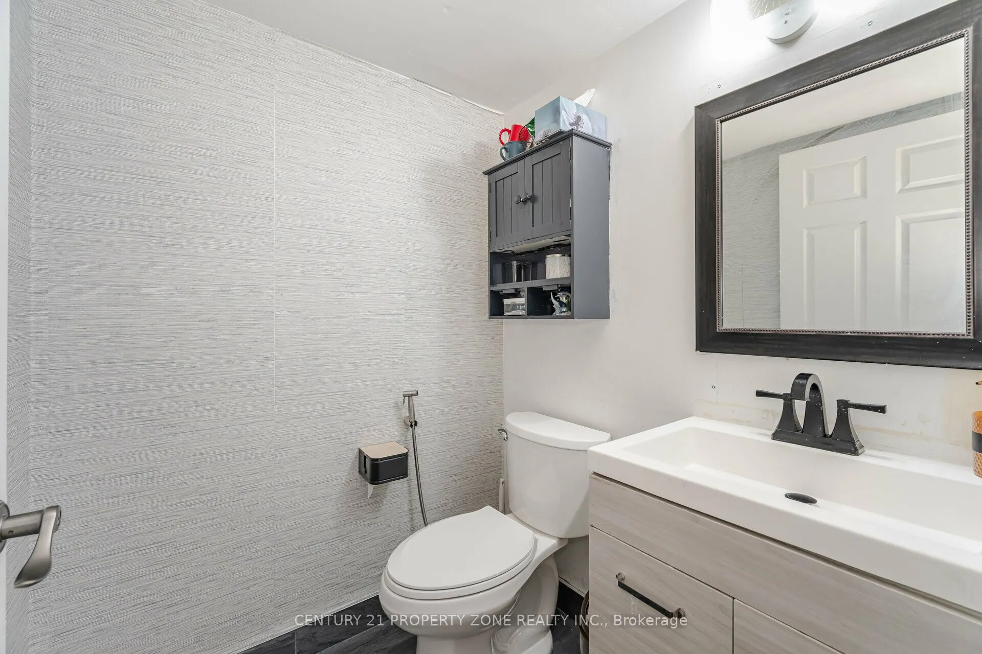 25 Agnes Street, #1102
