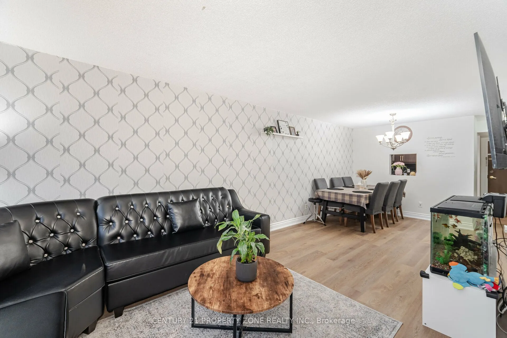 25 Agnes Street, #1102