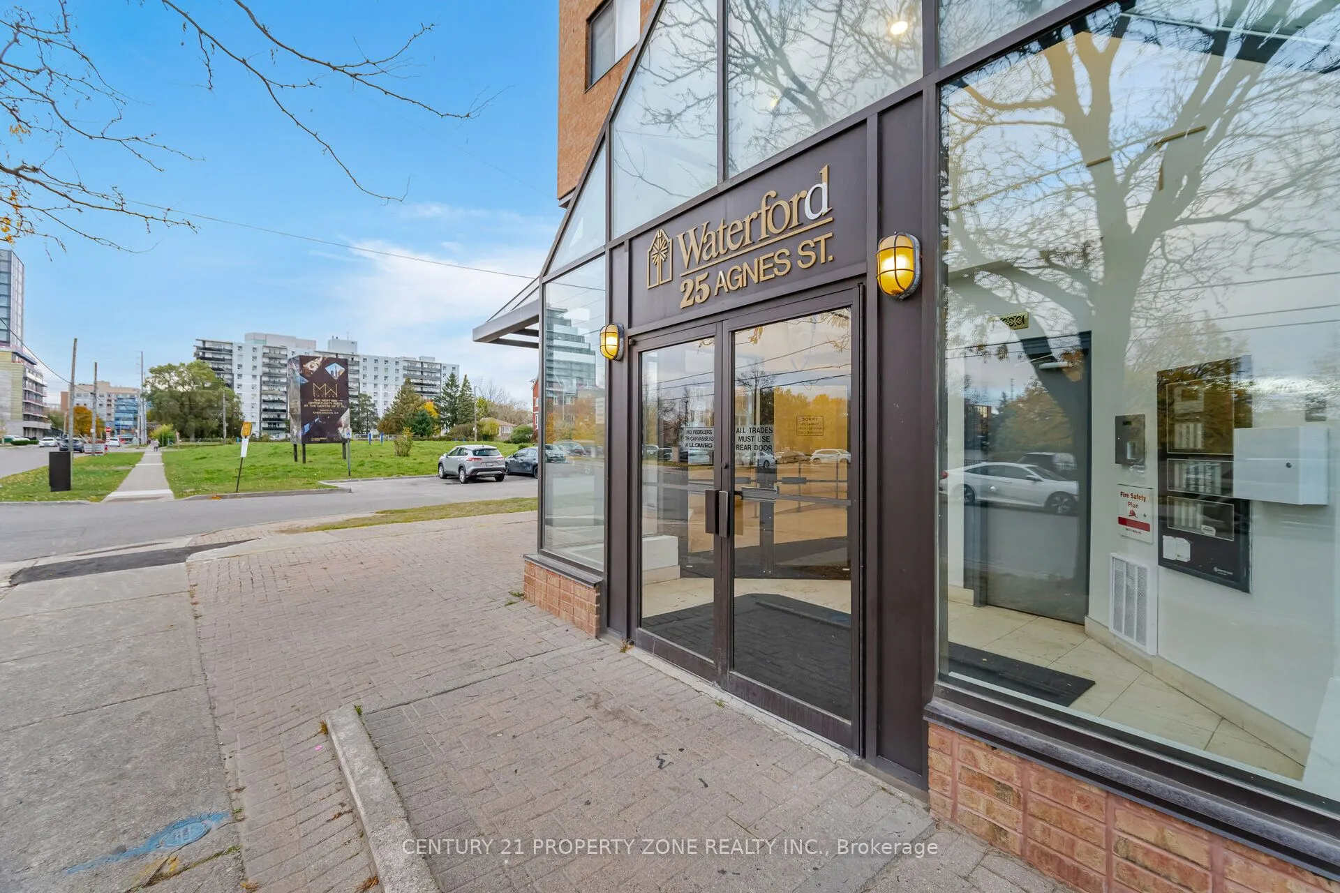 25 Agnes Street, #1102