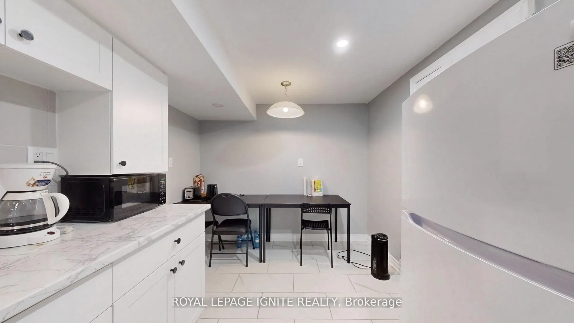 546 Kennedy Circle W