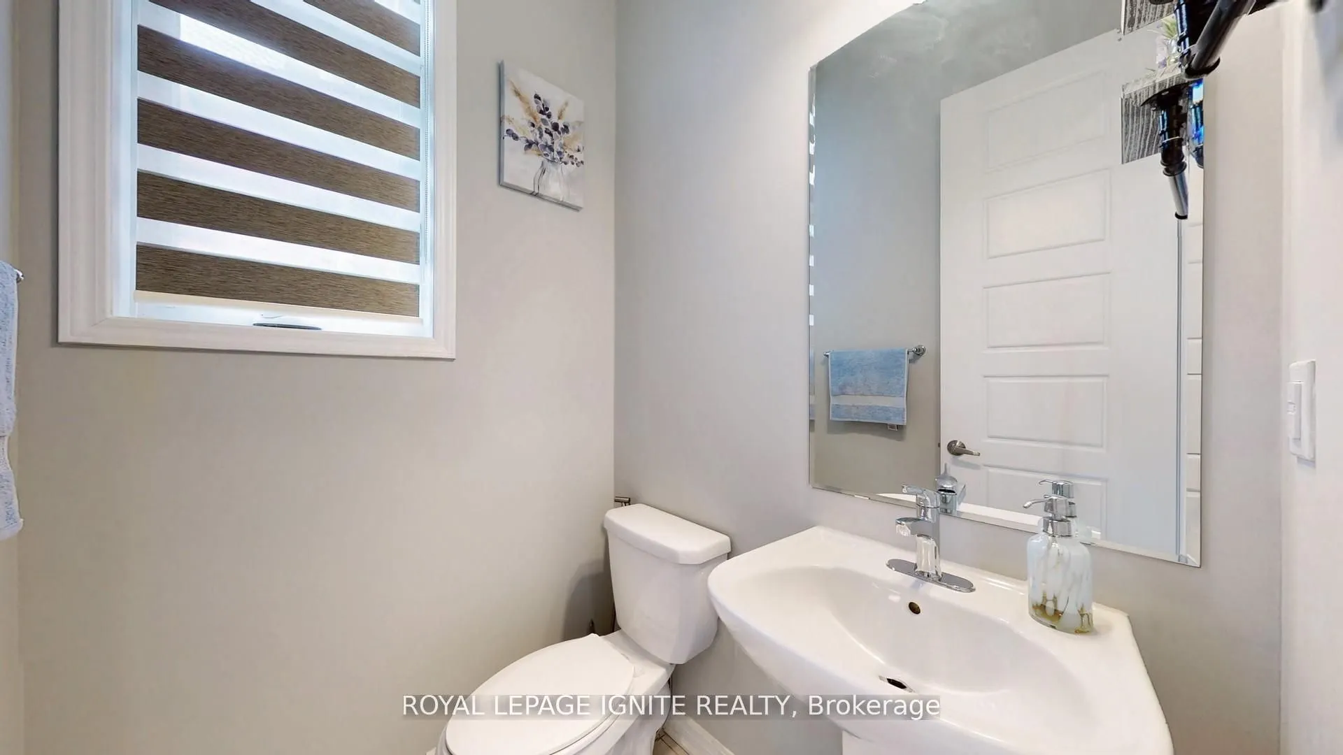 546 Kennedy Circle W