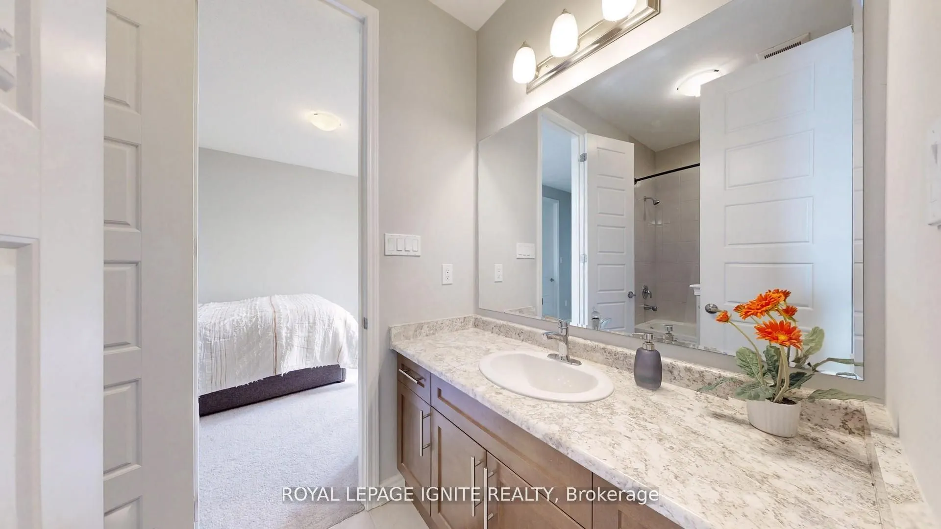 546 Kennedy Circle W
