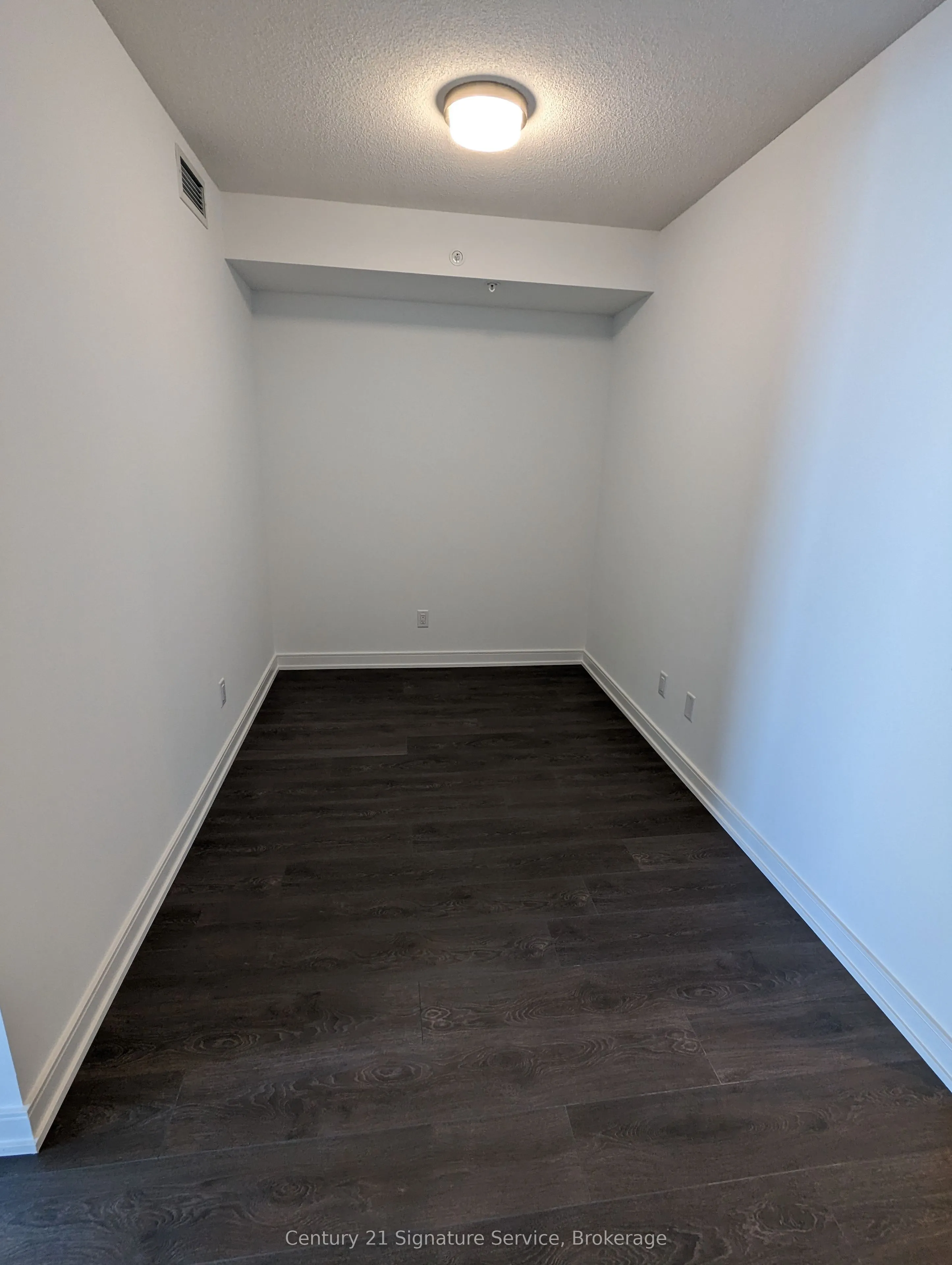 30 Samuel Wood Way, #2206