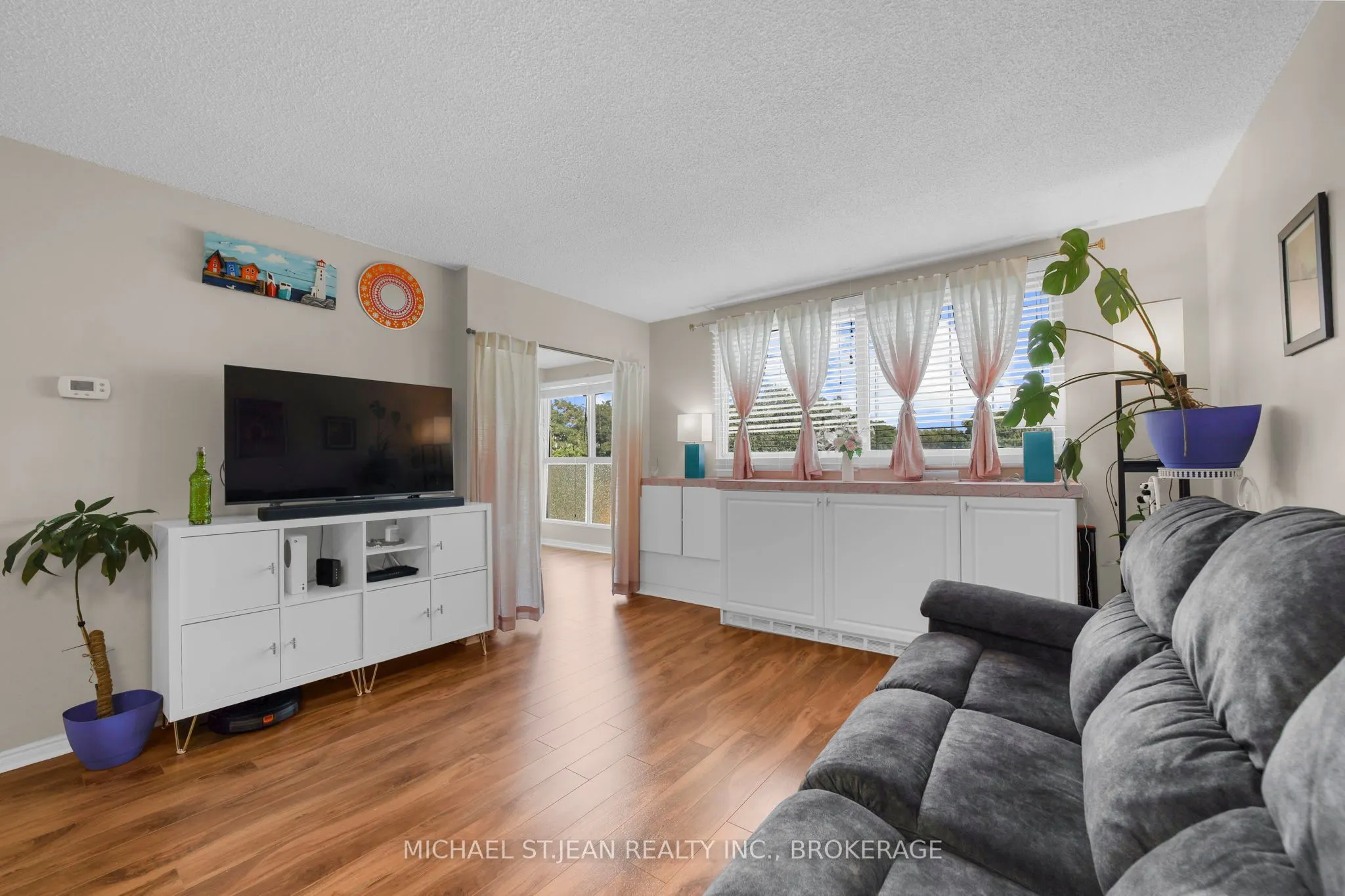 8351 McLaughlin Road S, #403