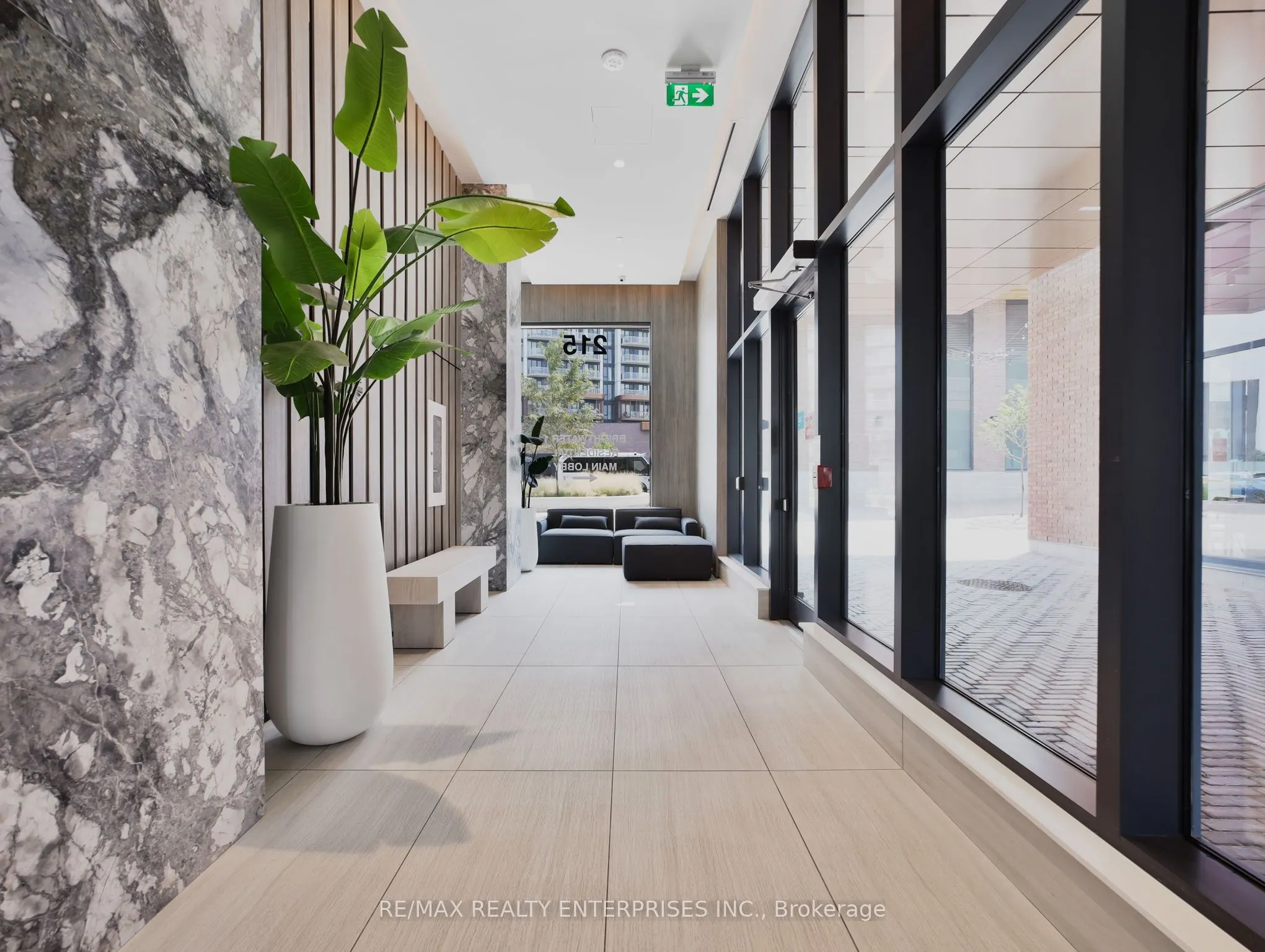 215 LAKESHORE Road W, #429