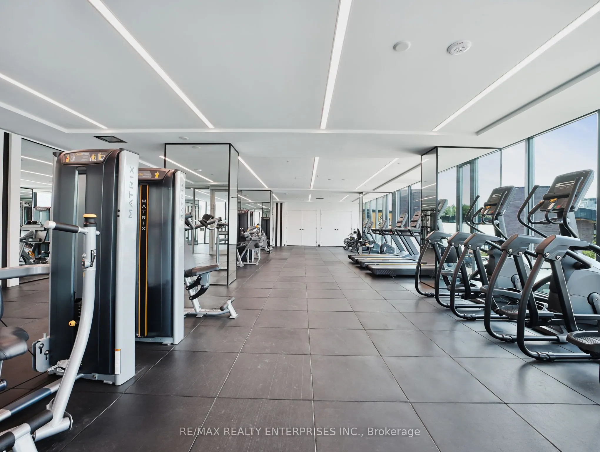 215 LAKESHORE Road W, #429