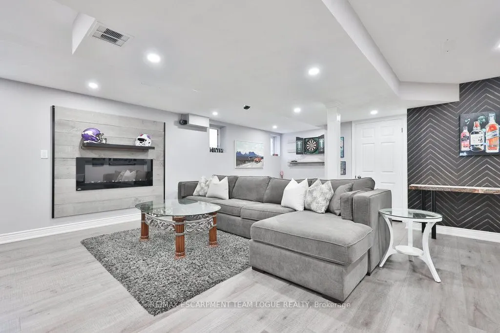 4272 VIVALDI Road
