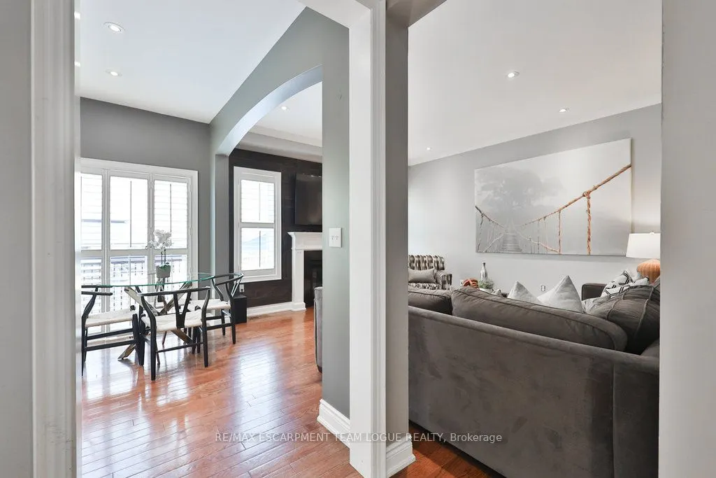 4272 VIVALDI Road