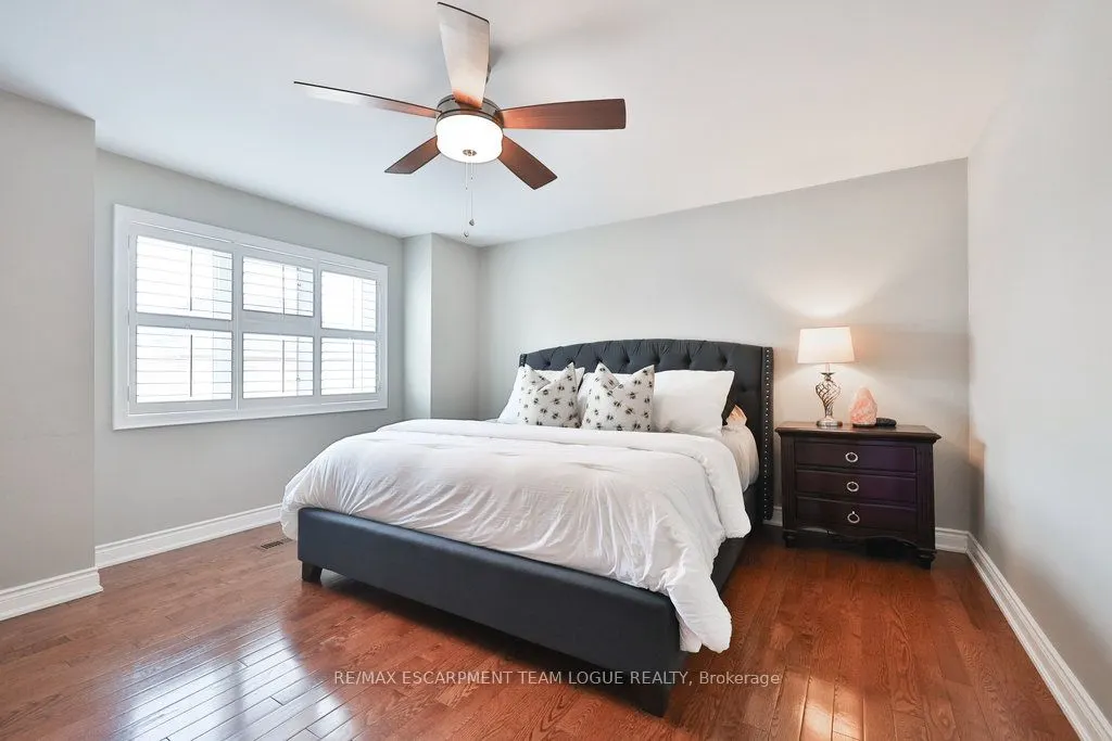 4272 VIVALDI Road