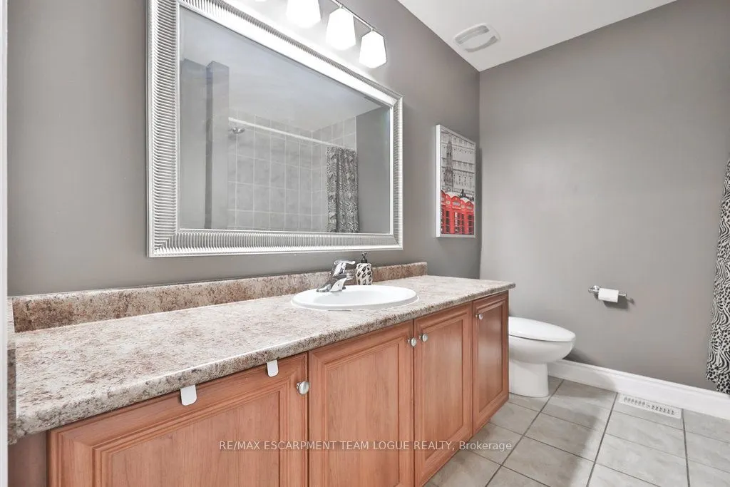 4272 VIVALDI Road
