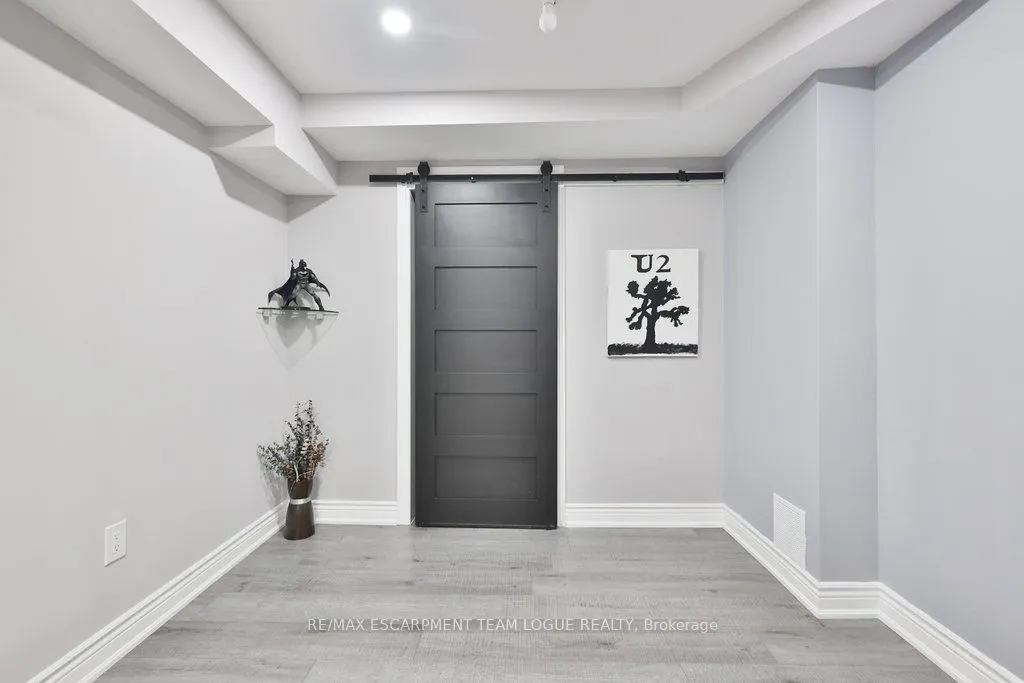 4272 VIVALDI Road