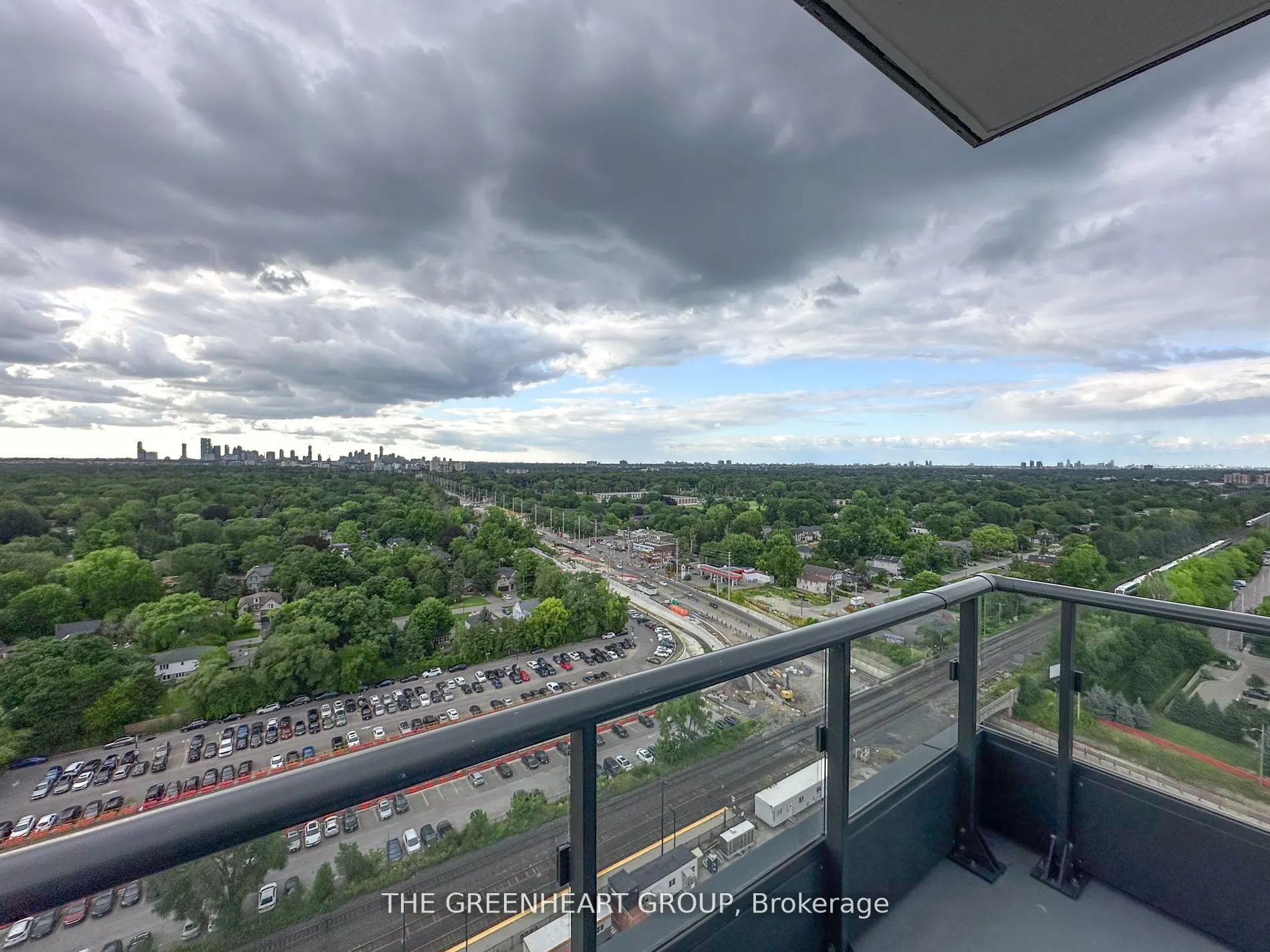 28 Ann Street, #1809