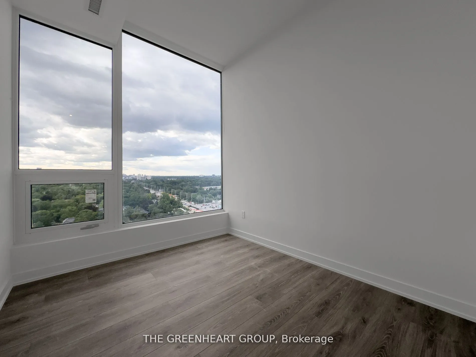 28 Ann Street, #1809