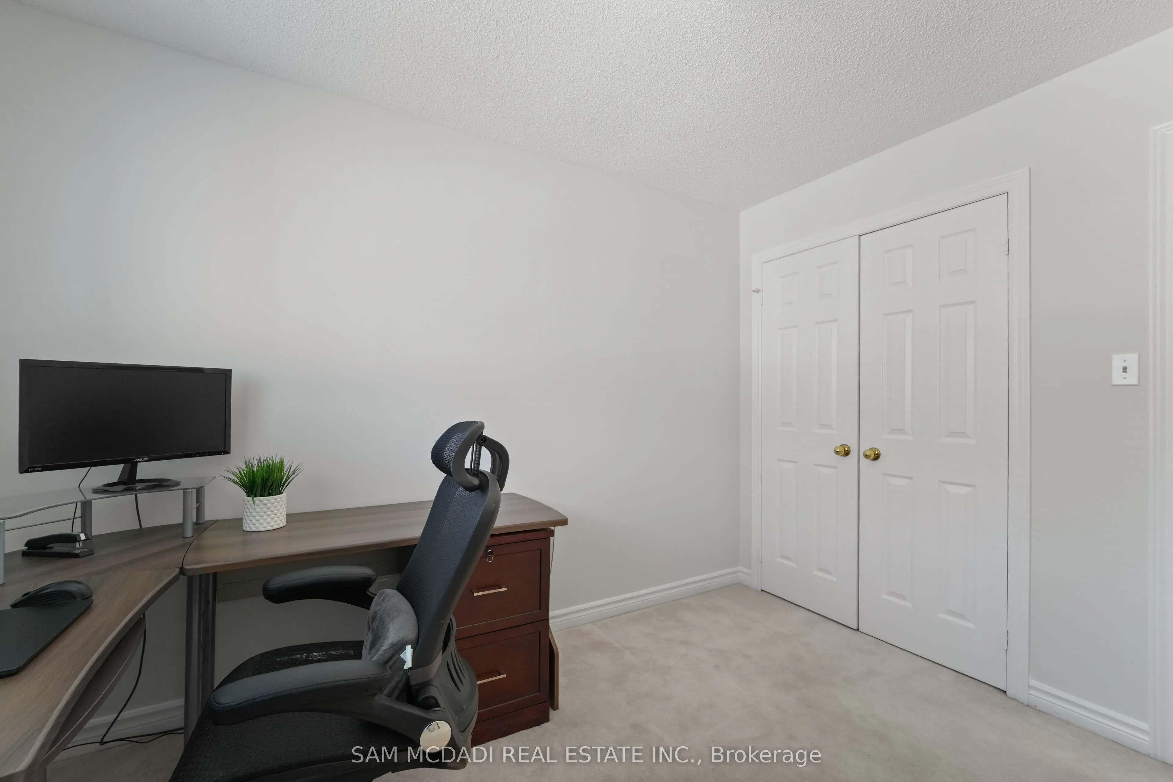 1139 Gable Drive