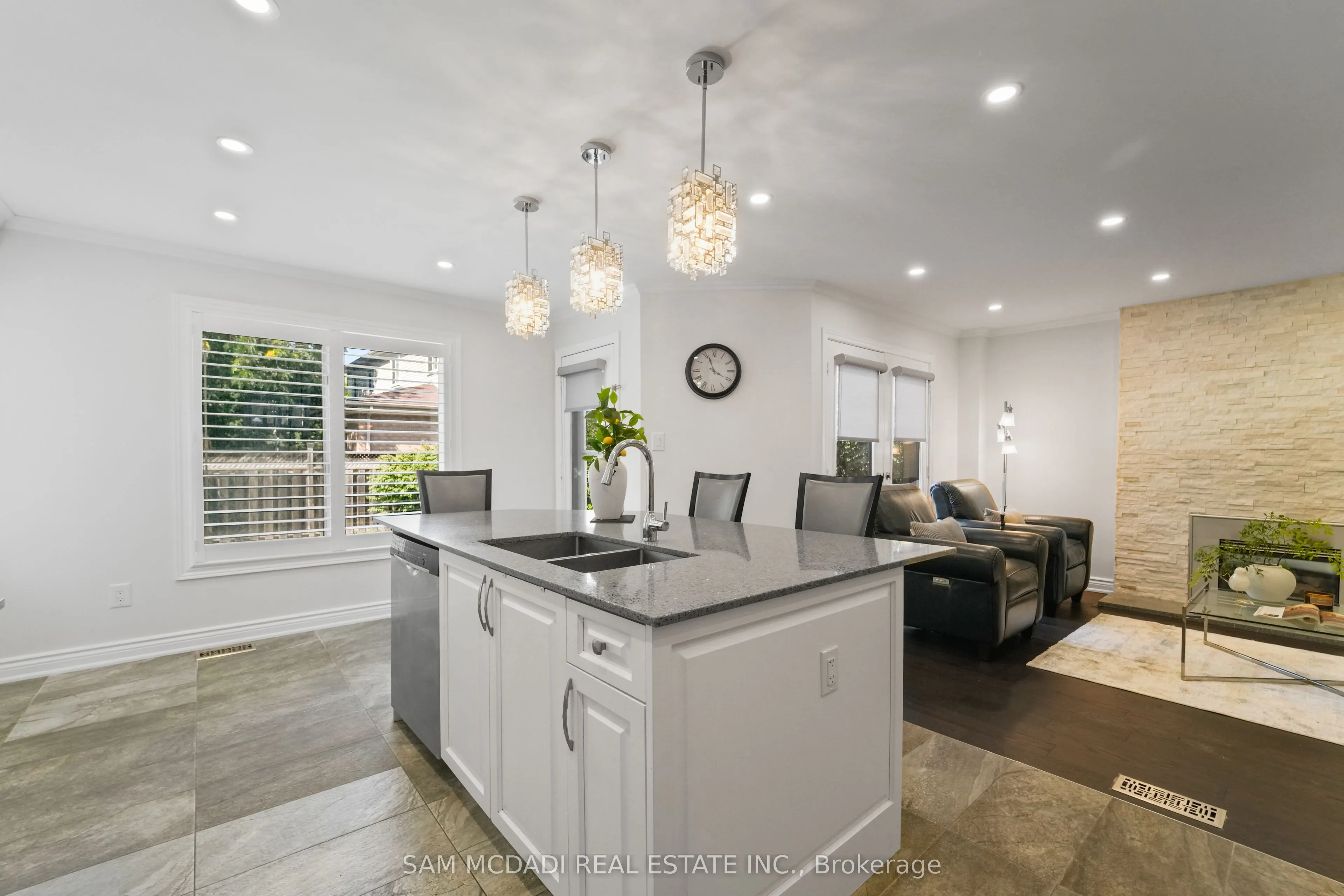 1139 Gable Drive