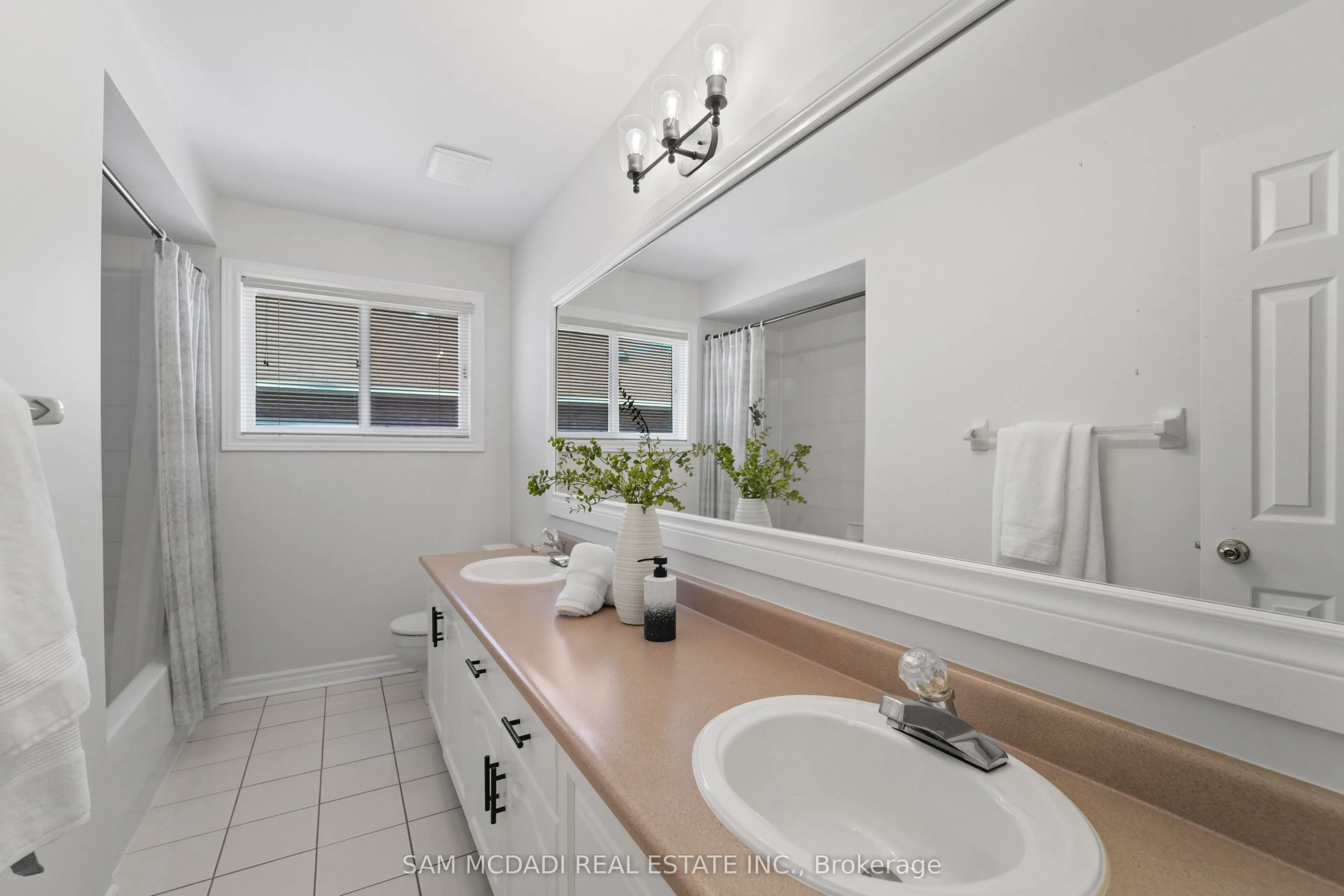 1139 Gable Drive