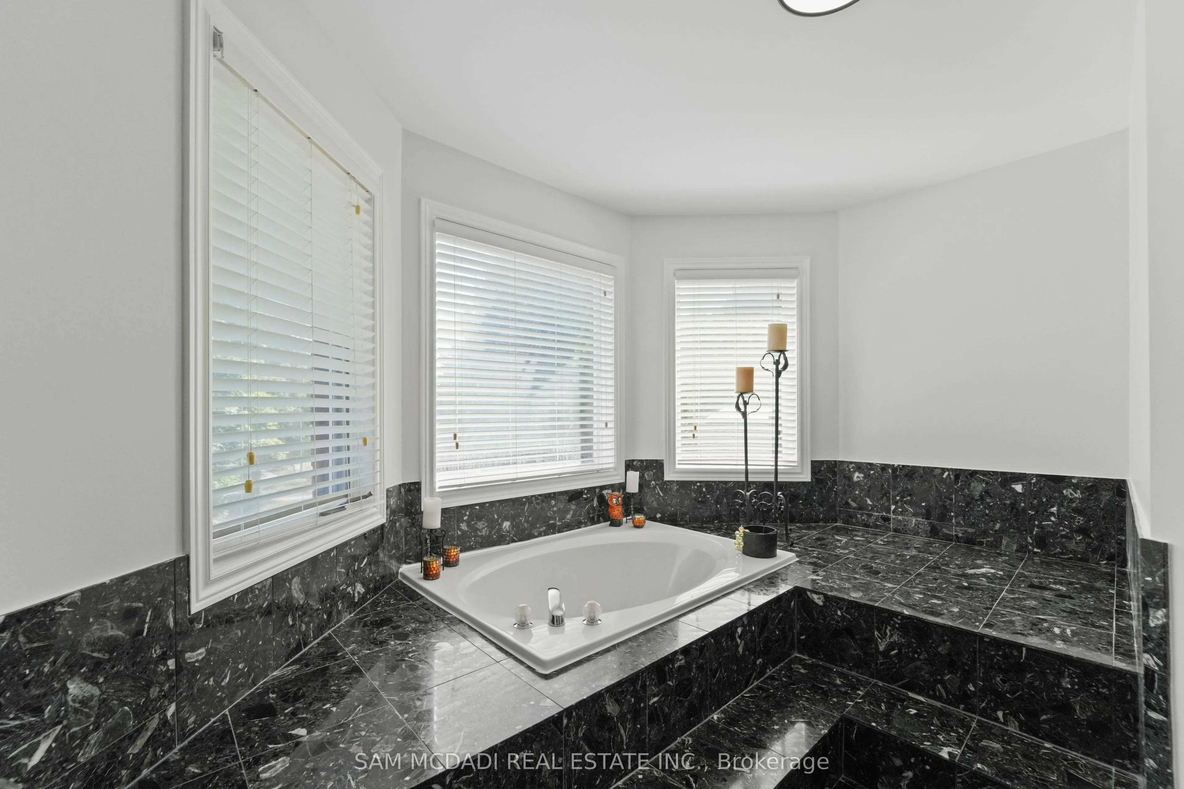 1139 Gable Drive