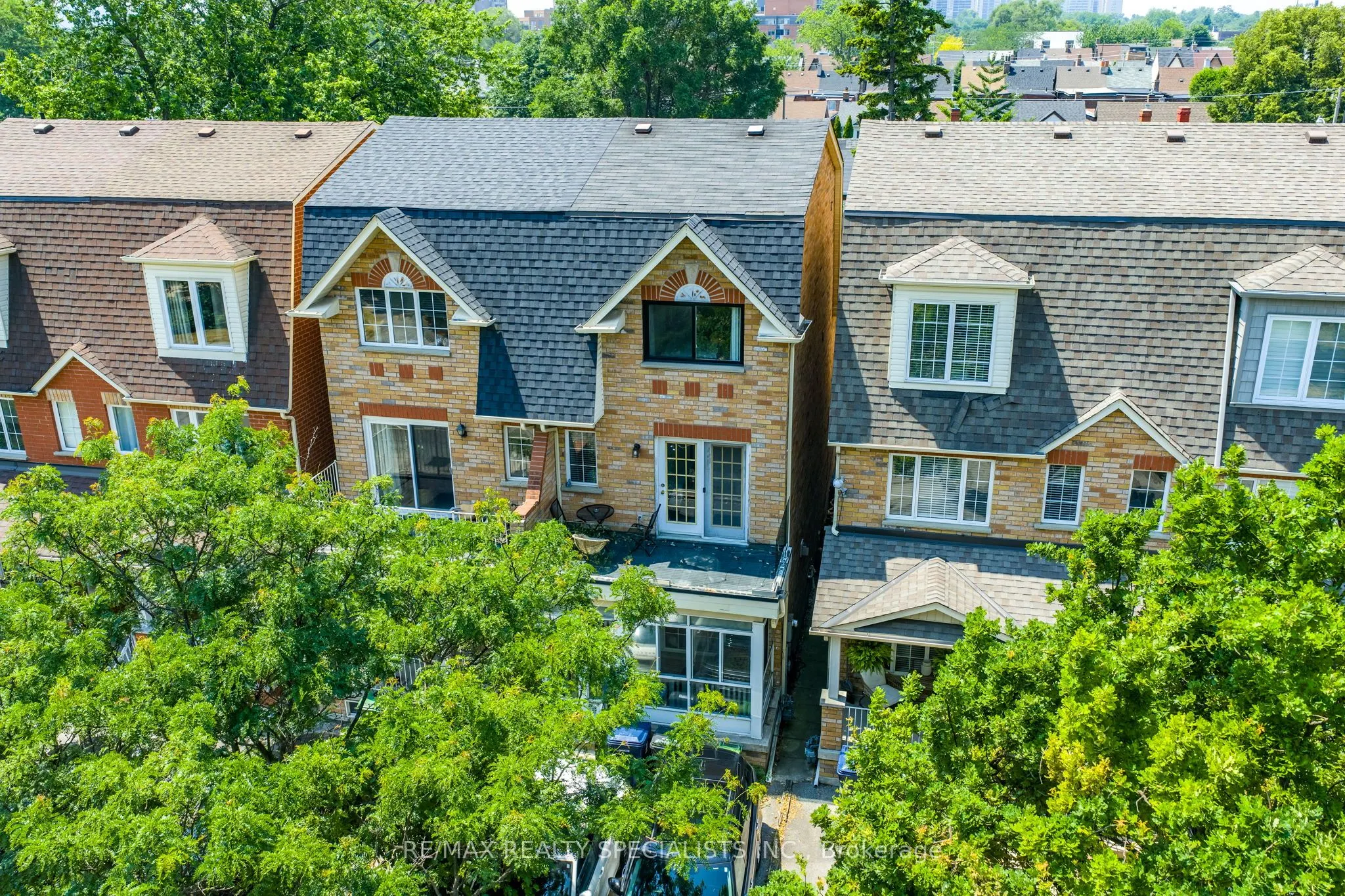 134 Rankin Crescent
